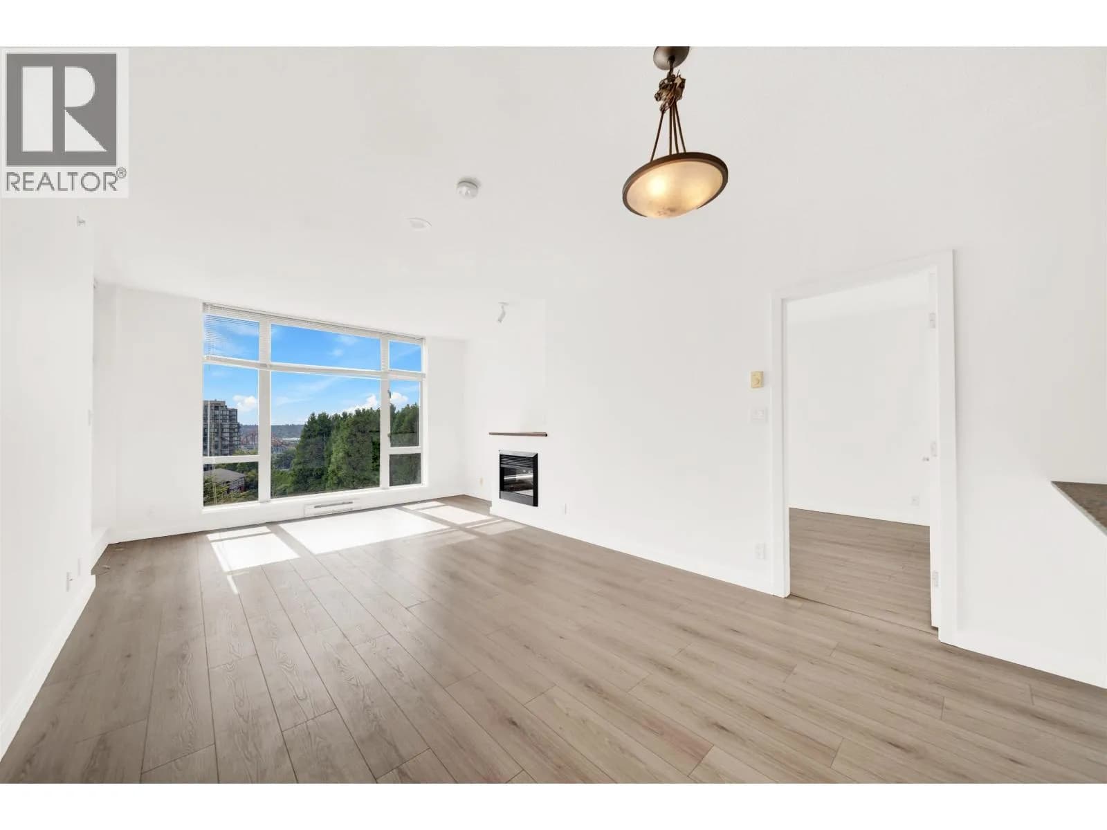 #1005 280 ROSS DRIVE, New Westminster, BC photo 2