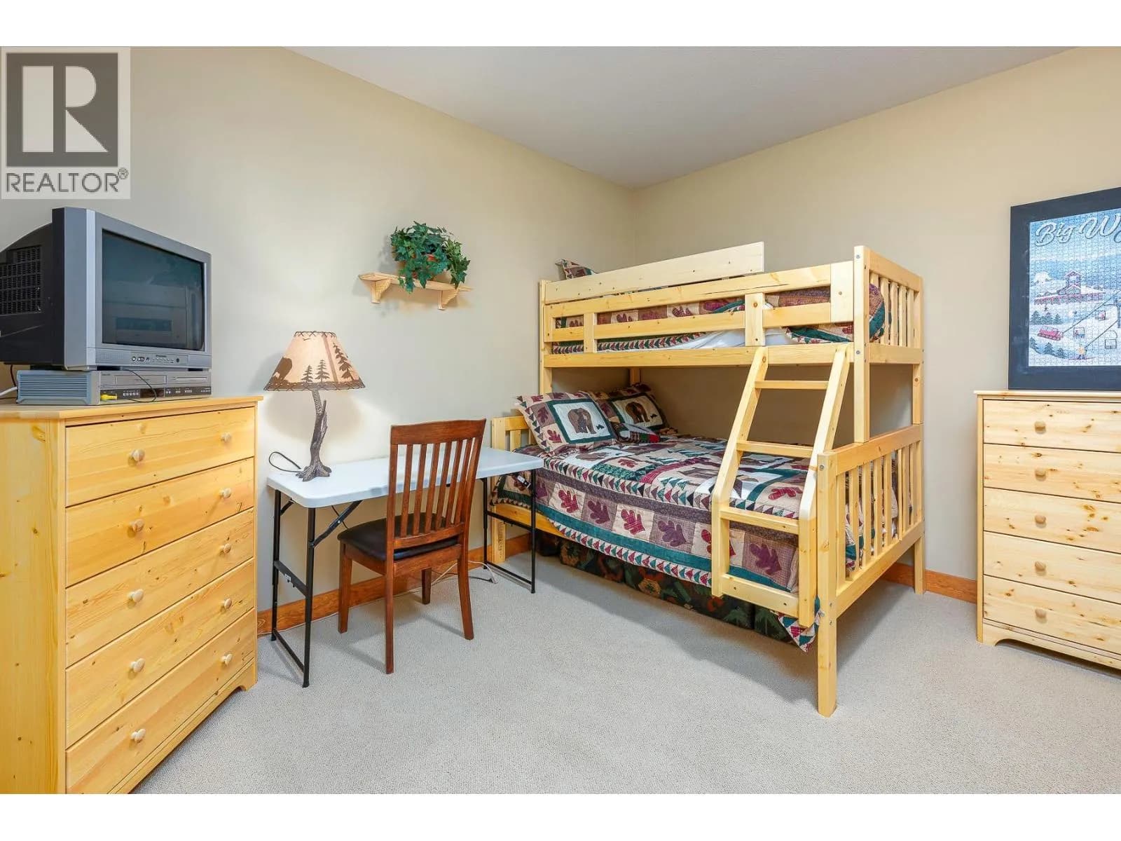 #204 5050 Snowbird Way, Big White, BC photo 3