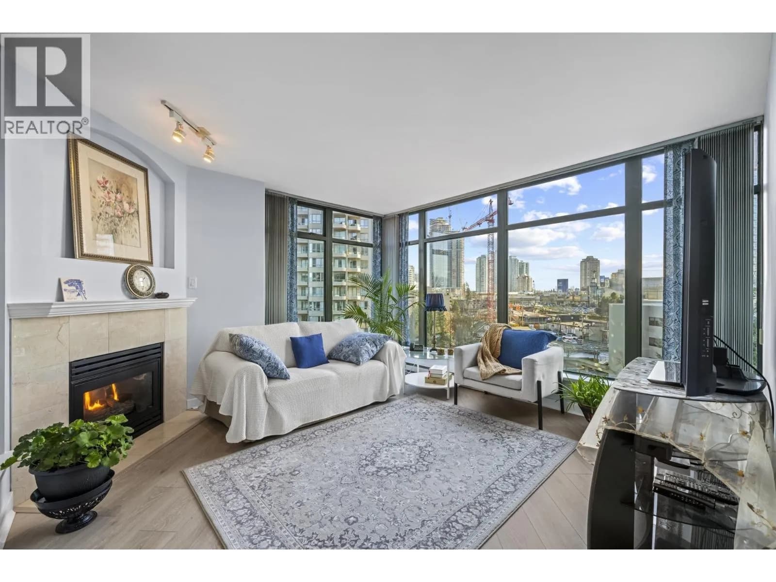 #1001 4567 HAZEL STREET, Burnaby, BC photo 3