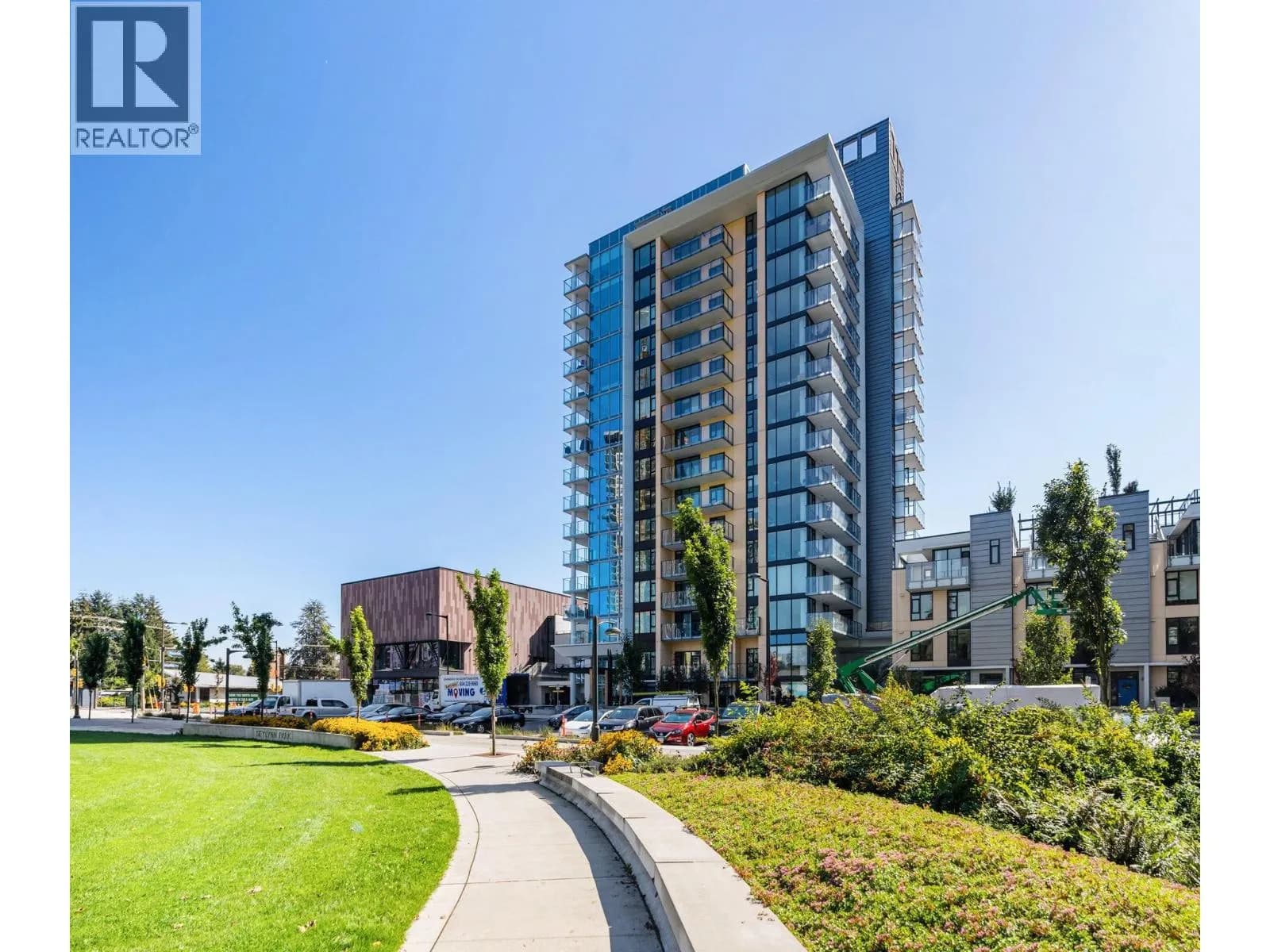 1471 HUNTER STREET, North Vancouver