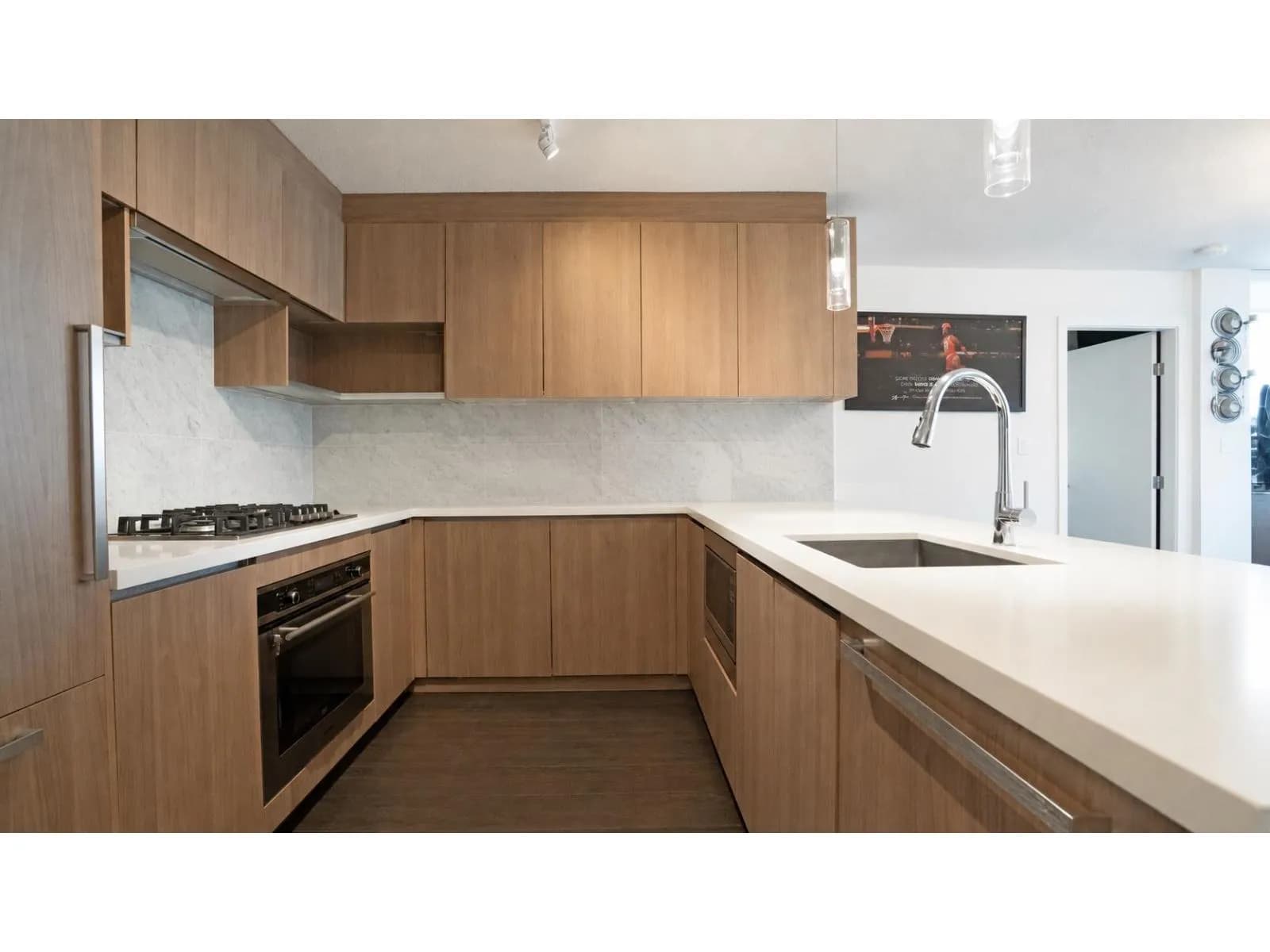 13750 100 AVENUE, Surrey