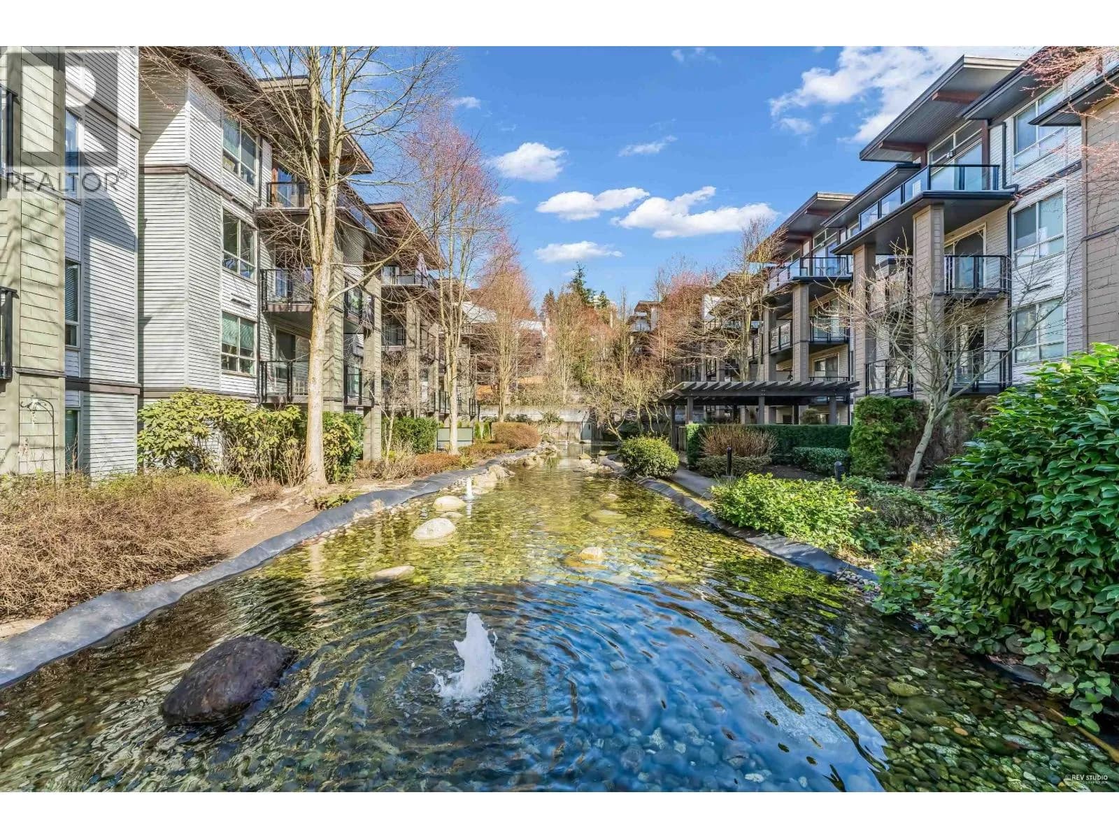 7488 BYRNEPARK WALK, Burnaby