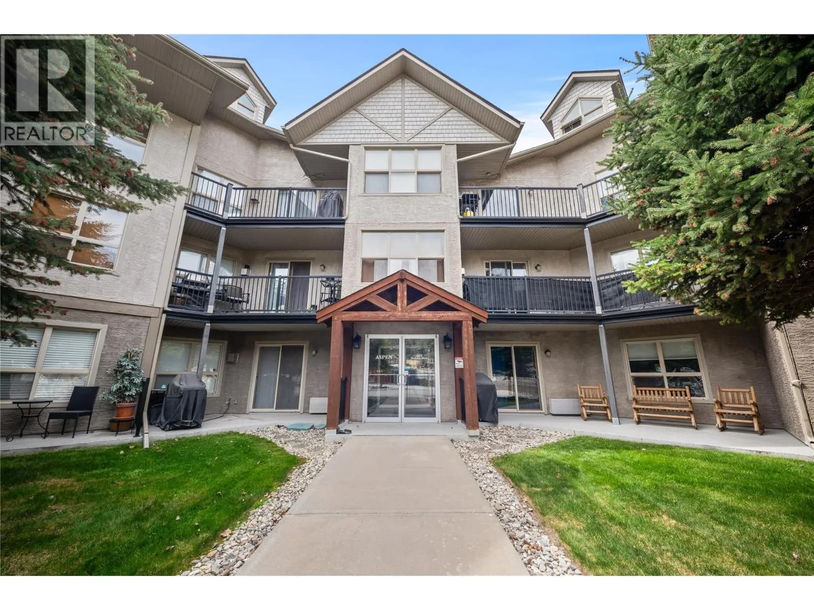 #116 4875 Radium Boulevard, Radium Hot Springs, BC photo 1