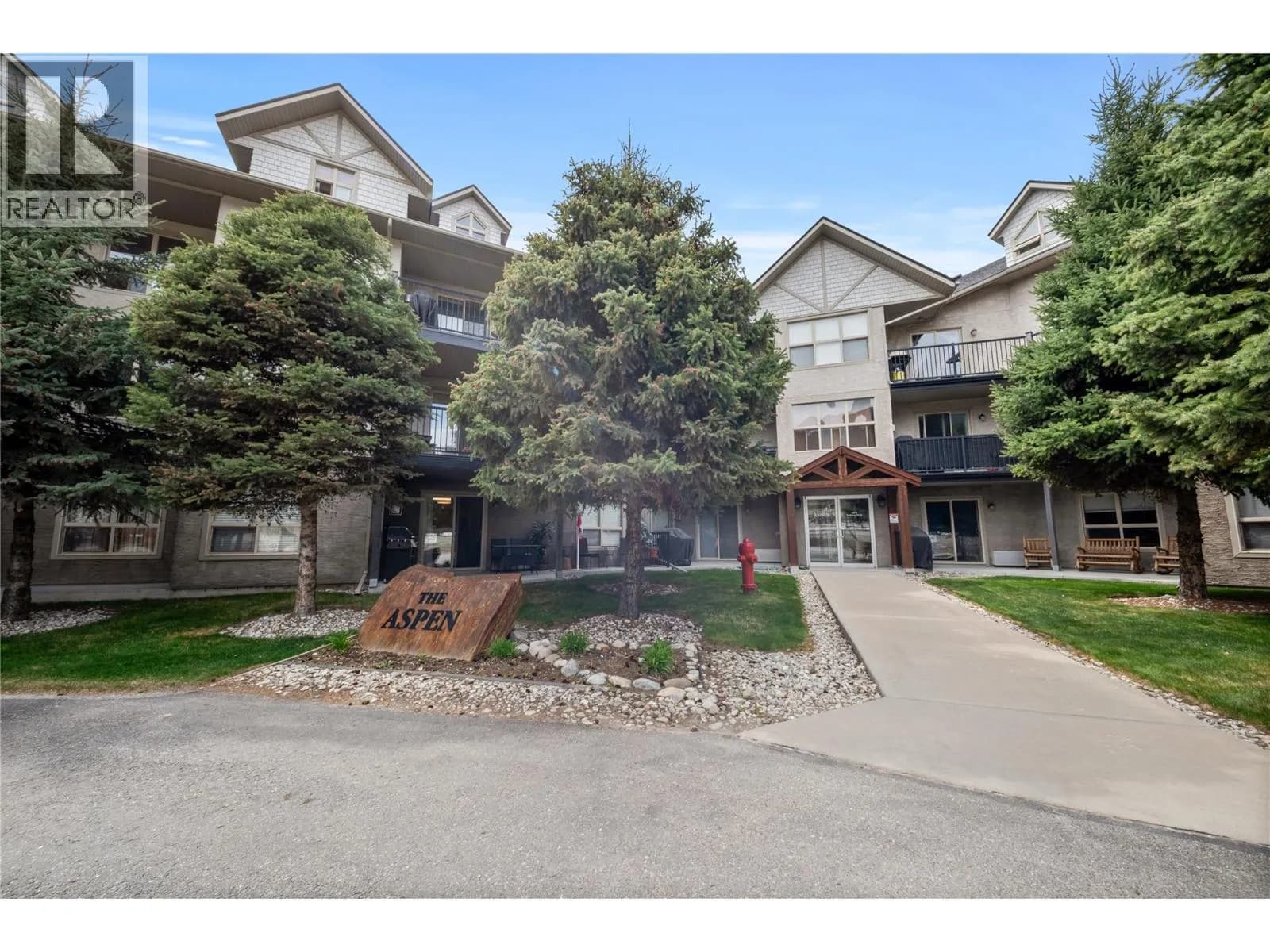 #116 4875 Radium Boulevard, Radium Hot Springs, BC photo 2