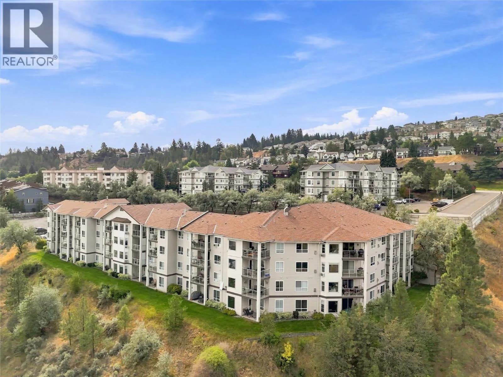 #214 1120 Hugh Allan Drive, Kamloops, BC photo 2