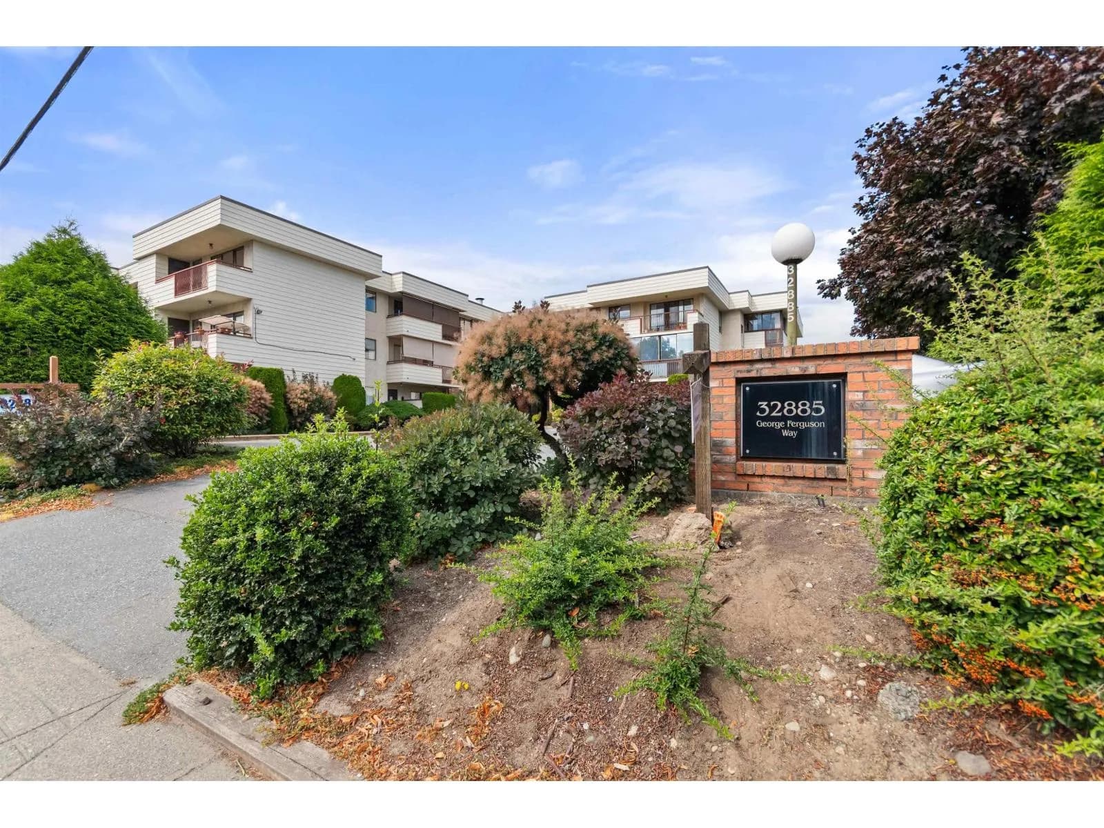 #301 32885 GEORGE FERGUSON WAY, Abbotsford, BC photo 2