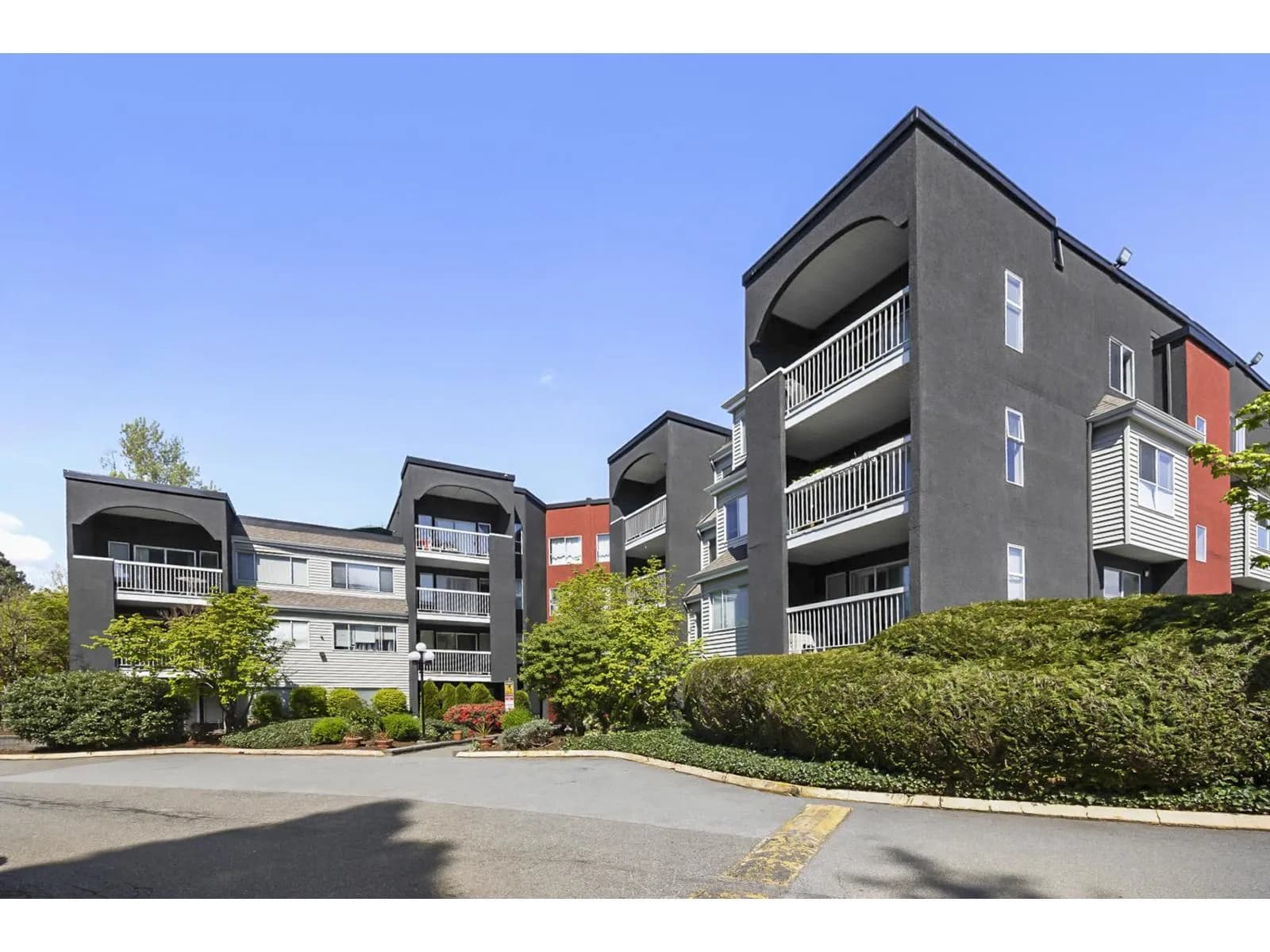 #312 5700 200 STREET, Langley, BC photo 2