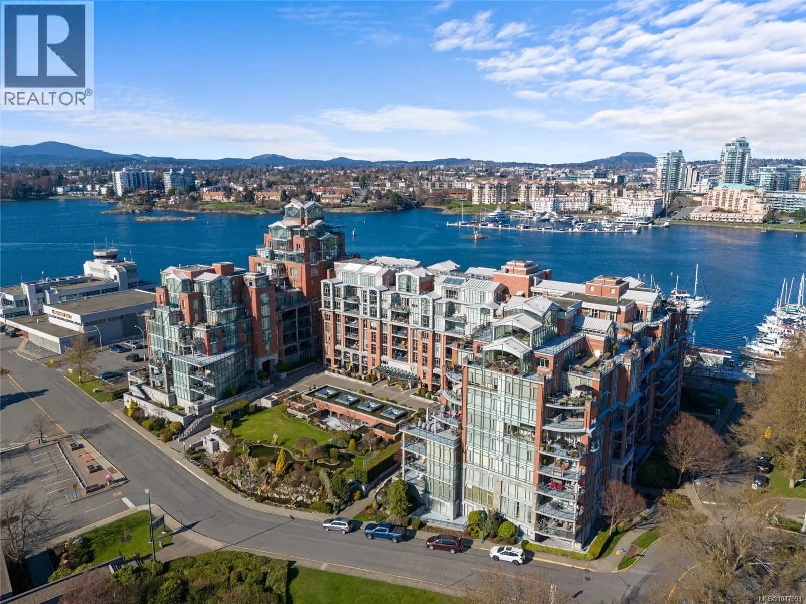 21 Dallas Rd, Victoria