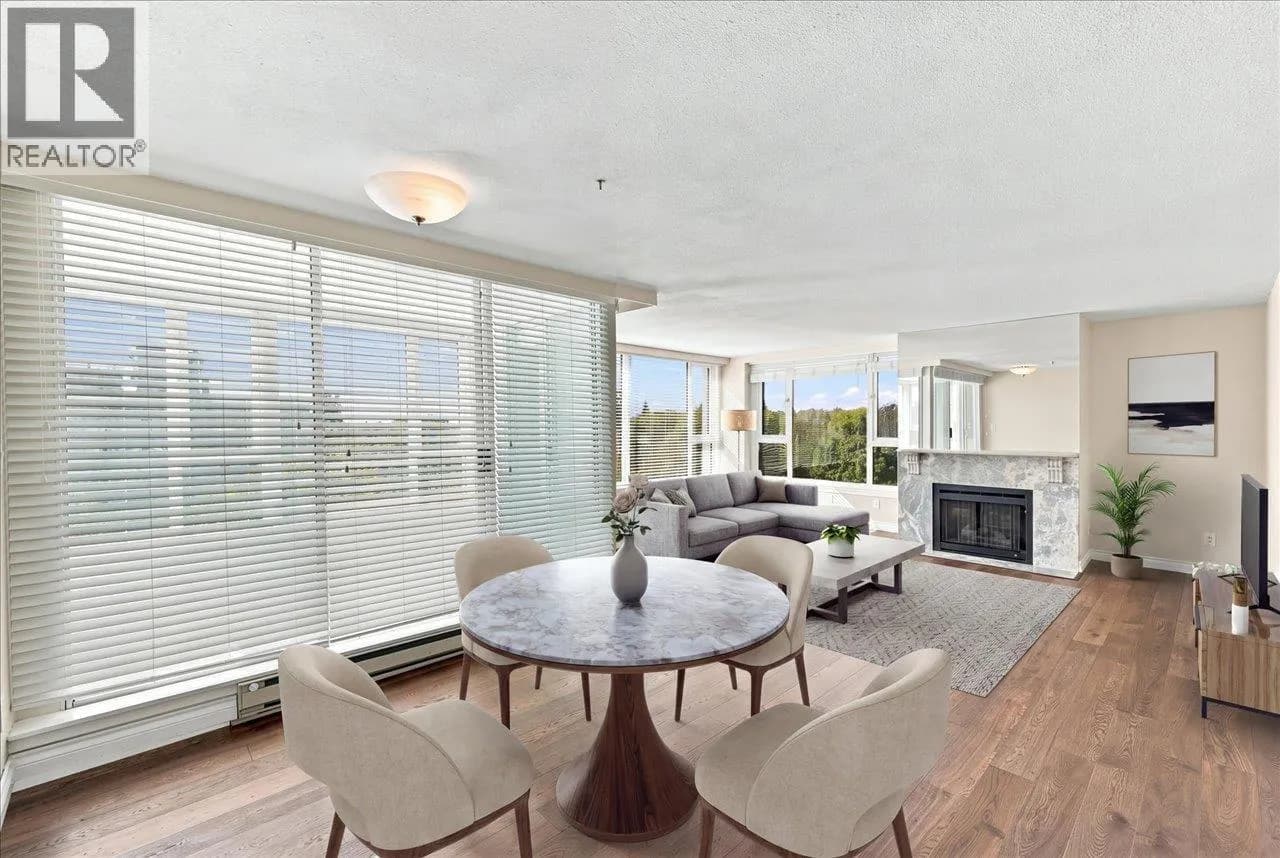 #901 5425 YEW STREET, Vancouver, BC photo 2