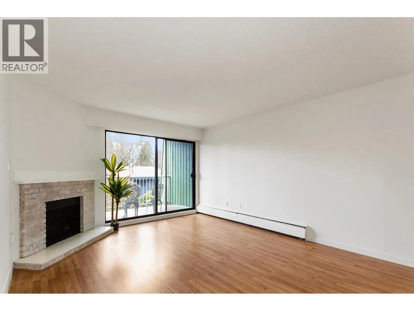 #216 9202 HORNE STREET, Burnaby, BC photo 3