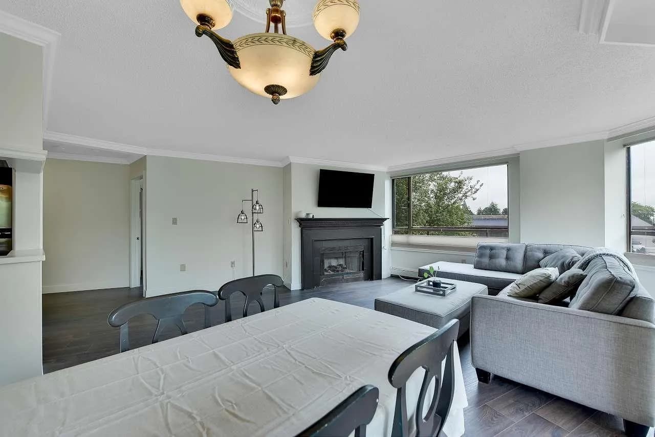 #309 15111 RUSSELL AVENUE, White Rock, BC photo 4