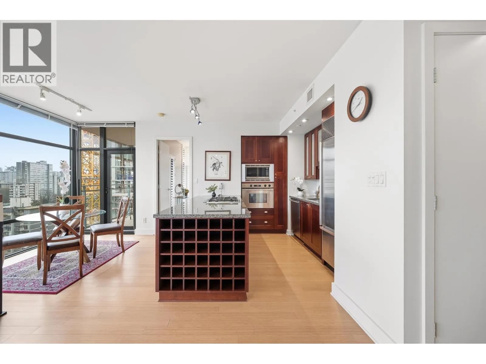 #1602 1863 ALBERNI STREET, Vancouver, BC photo 3