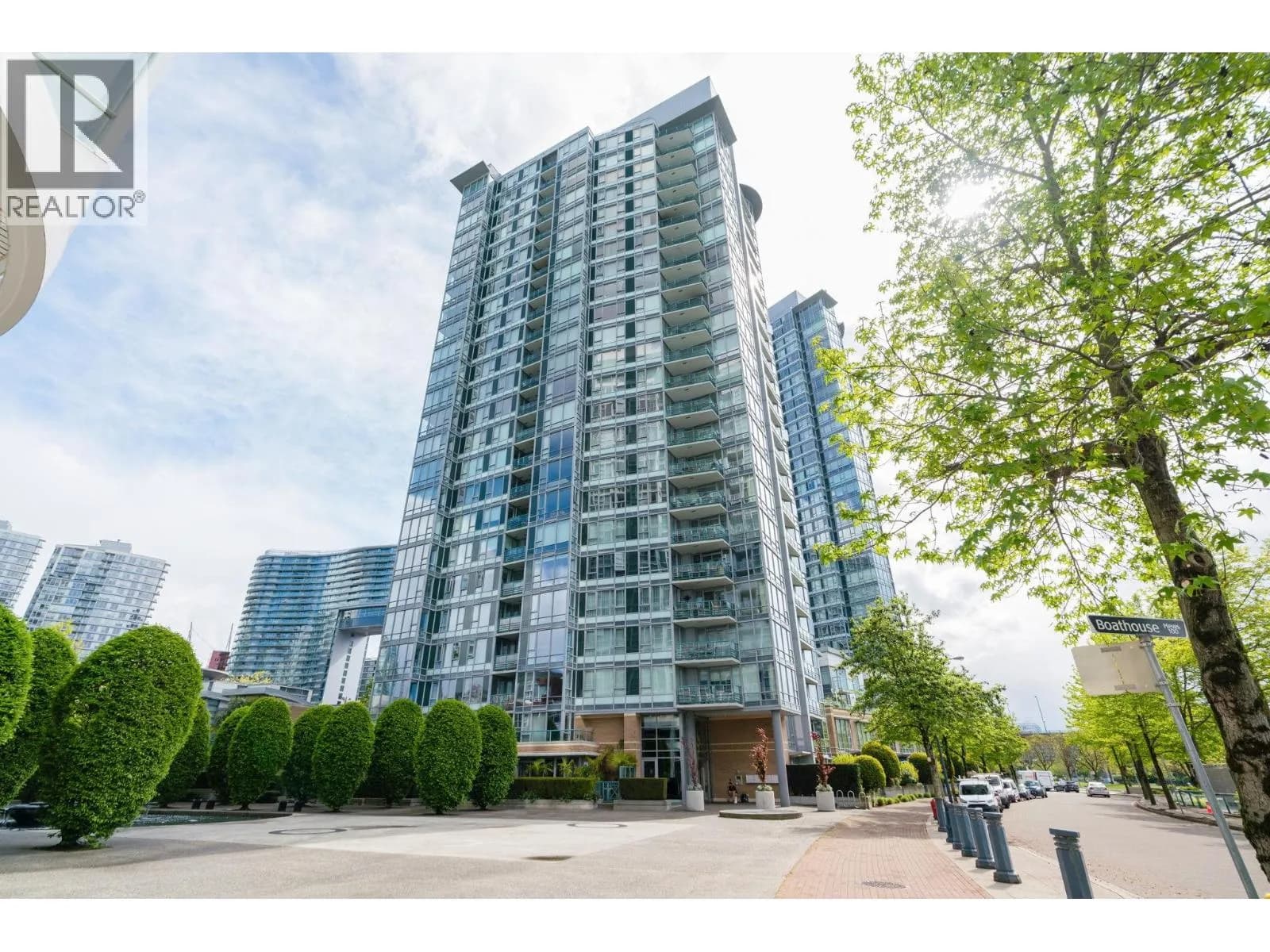 #505 1067 MARINASIDE CRESCENT, Vancouver, BC photo 1