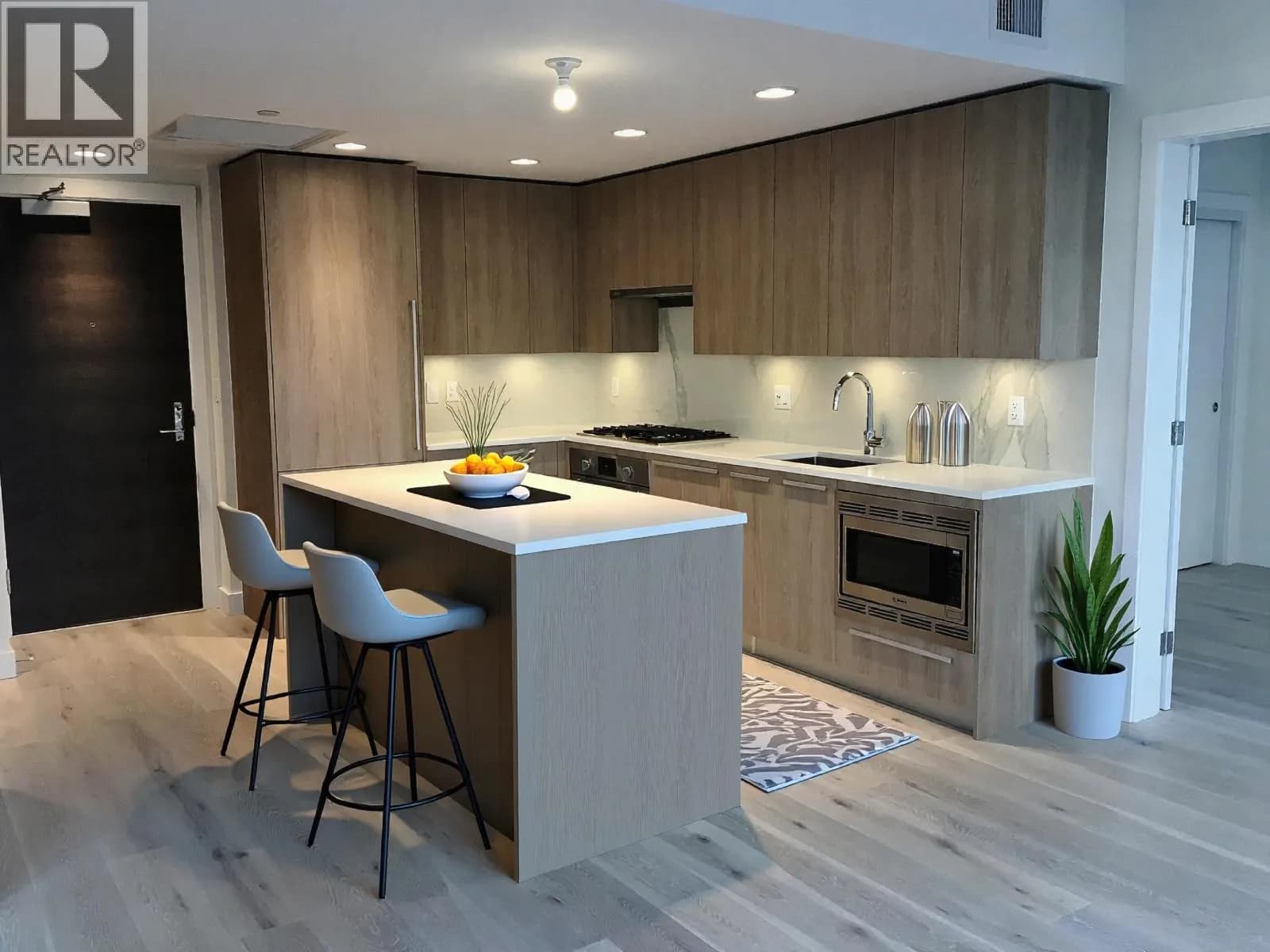 #204 2738 LIBRARY LANE, North Vancouver, BC photo 5