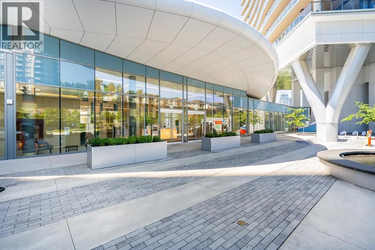 #2208 4890 LOUGHEED HIGHWAY, Burnaby, BC photo 4