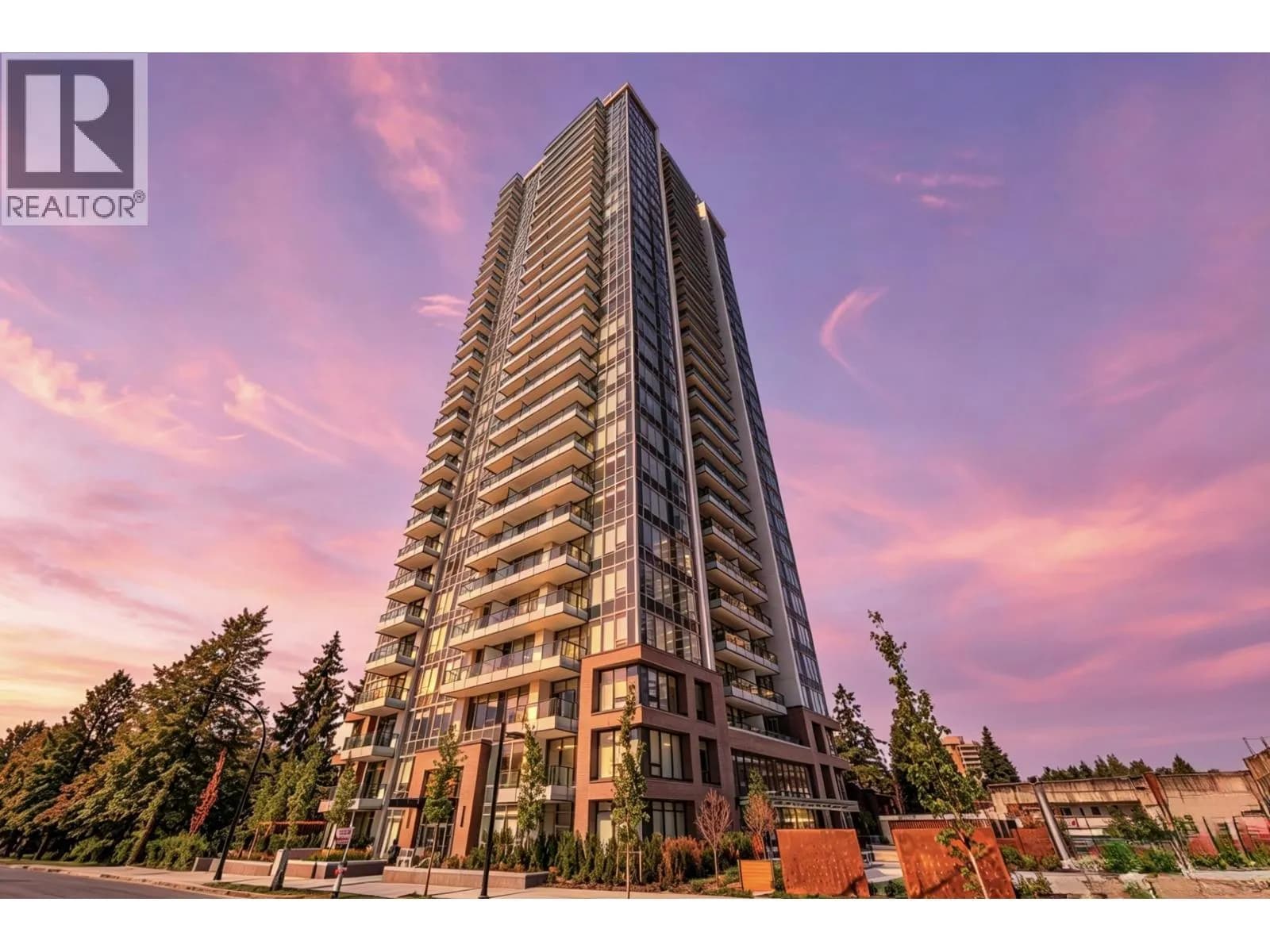 #303 6463 SILVER AVENUE, Burnaby, BC photo 1