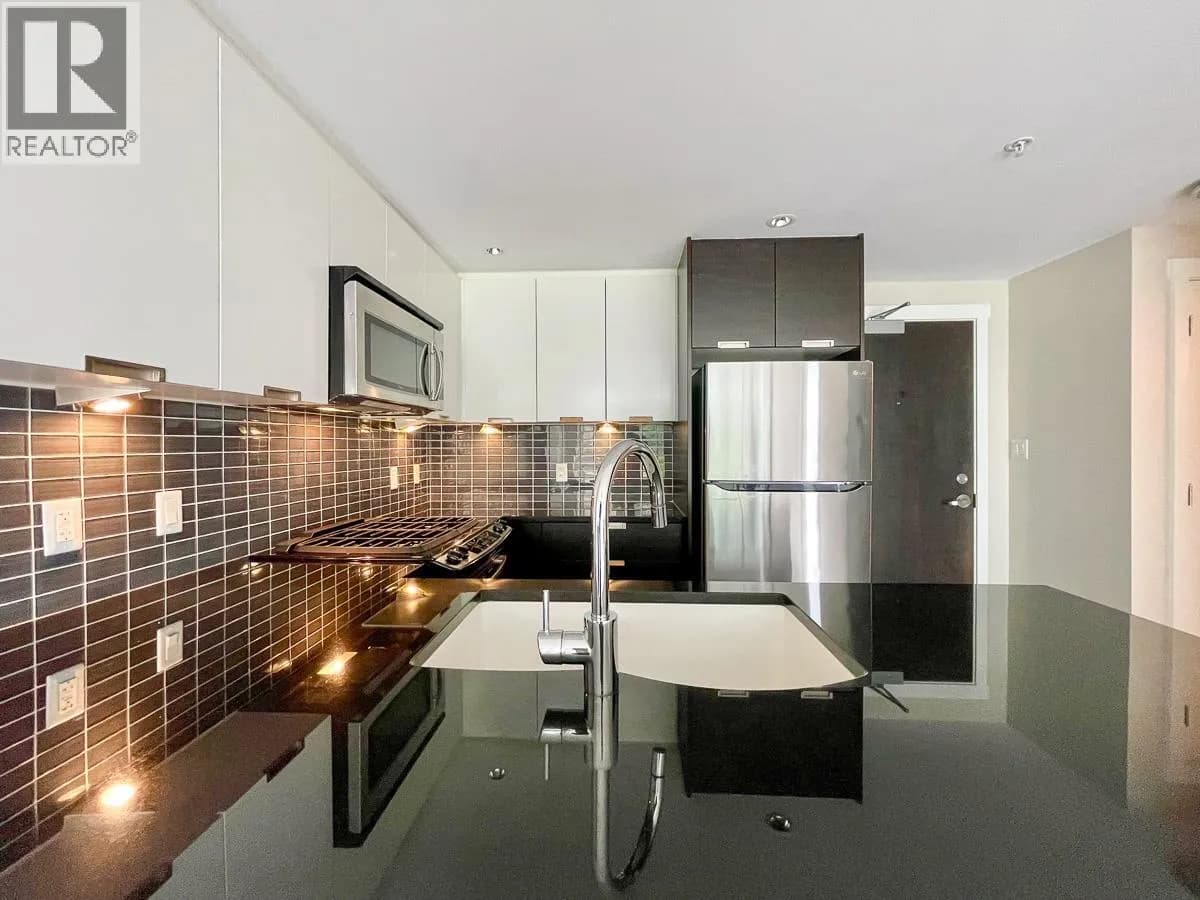 2968 GLEN DRIVE, Coquitlam