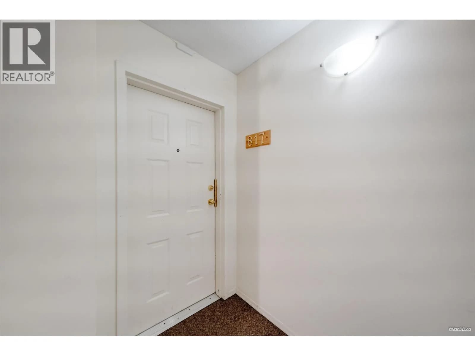 #817 1310 CARIBOO STREET, New Westminster, BC photo 3