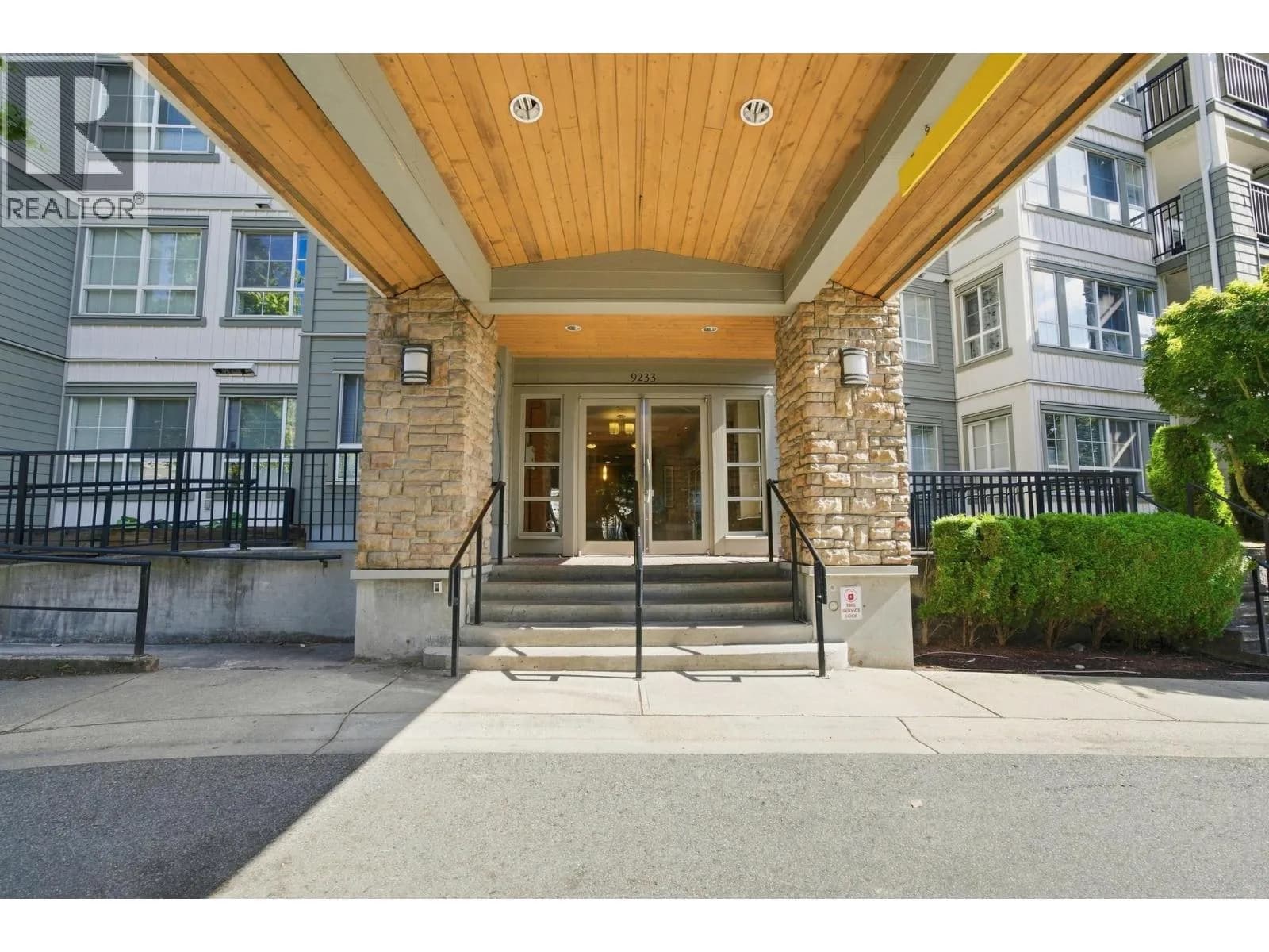 #108 9233 GOVERNMENT STREET, Burnaby, BC photo 3