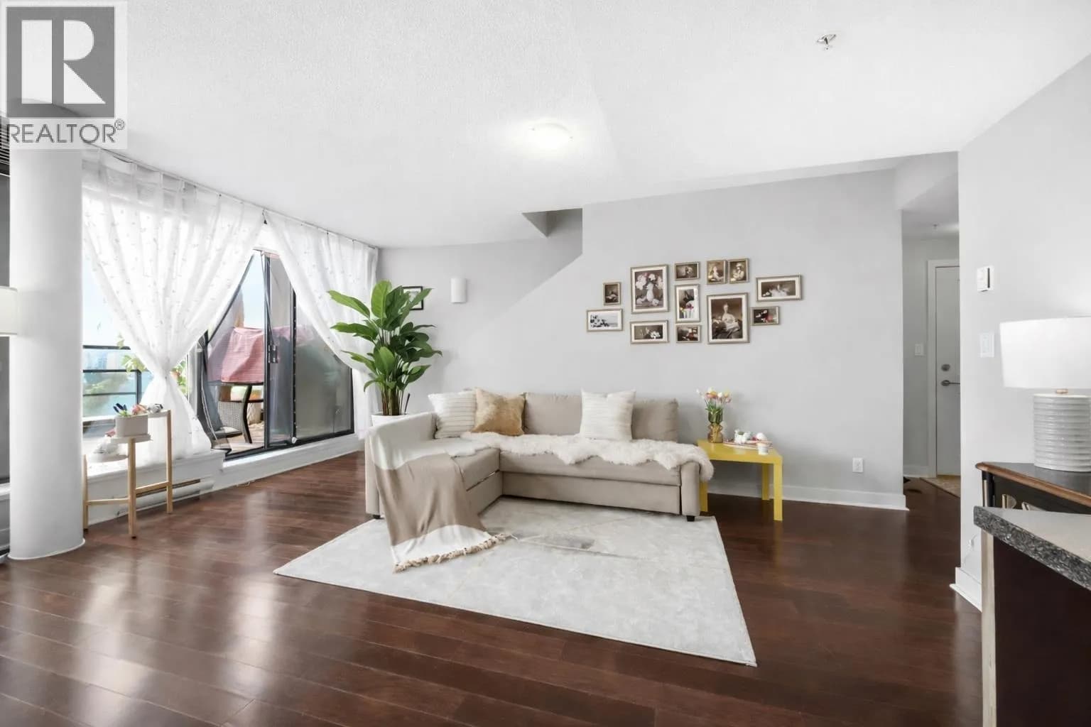 #1805 6333 KATSURA STREET, Richmond, BC photo 4