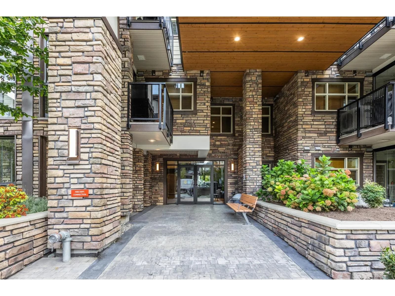 #201 8538 203A STREET, Langley, BC photo 2