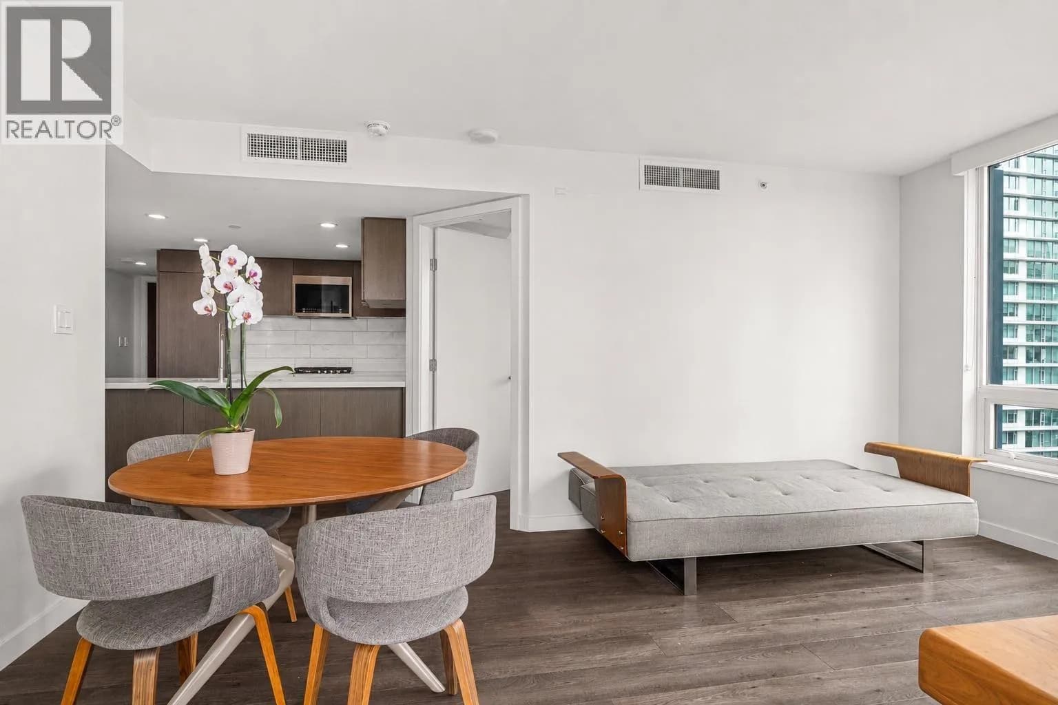 #1408 8189 CAMBIE STREET, Vancouver, BC photo 5