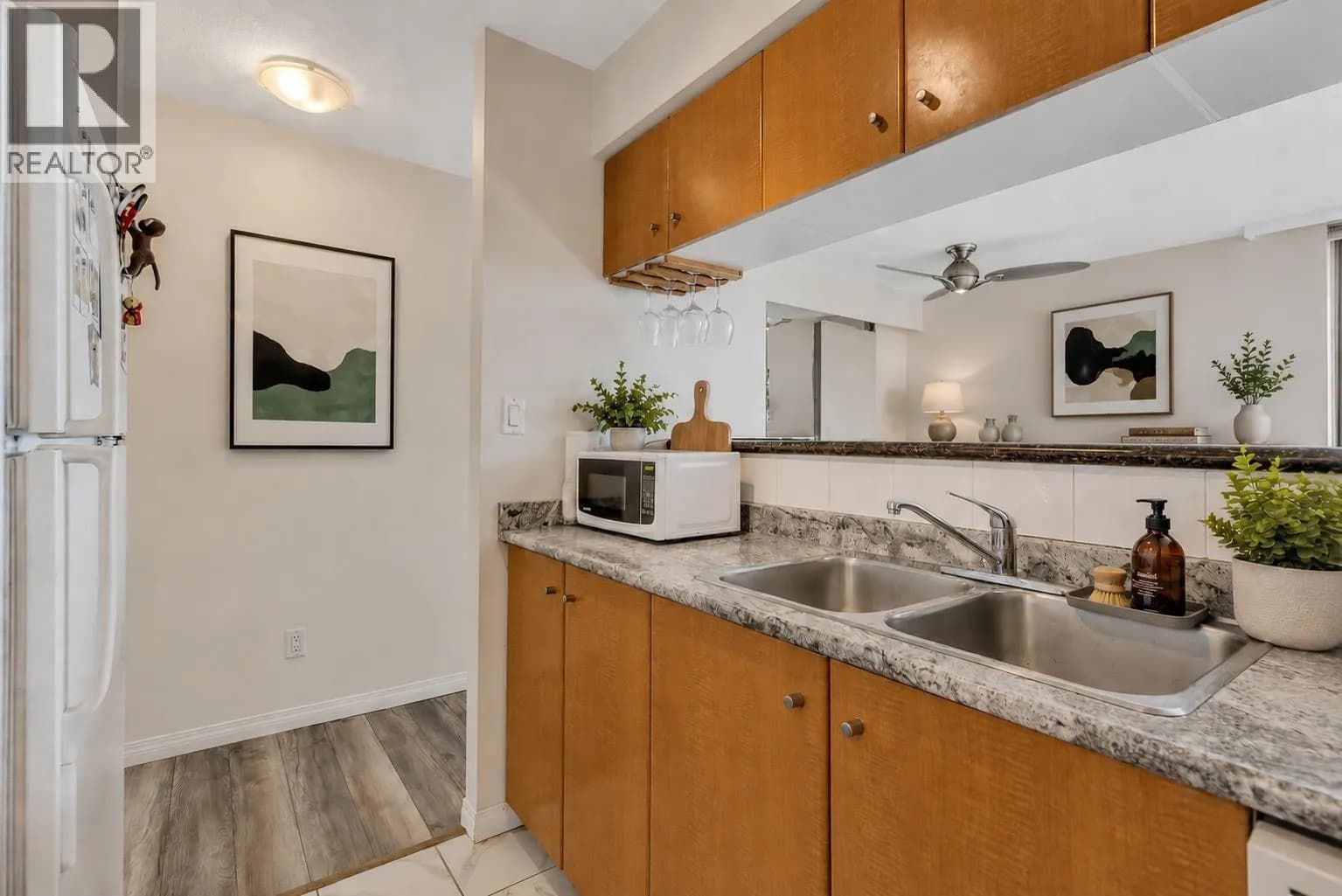 #1405 822 HOMER STREET, Vancouver, BC photo 5