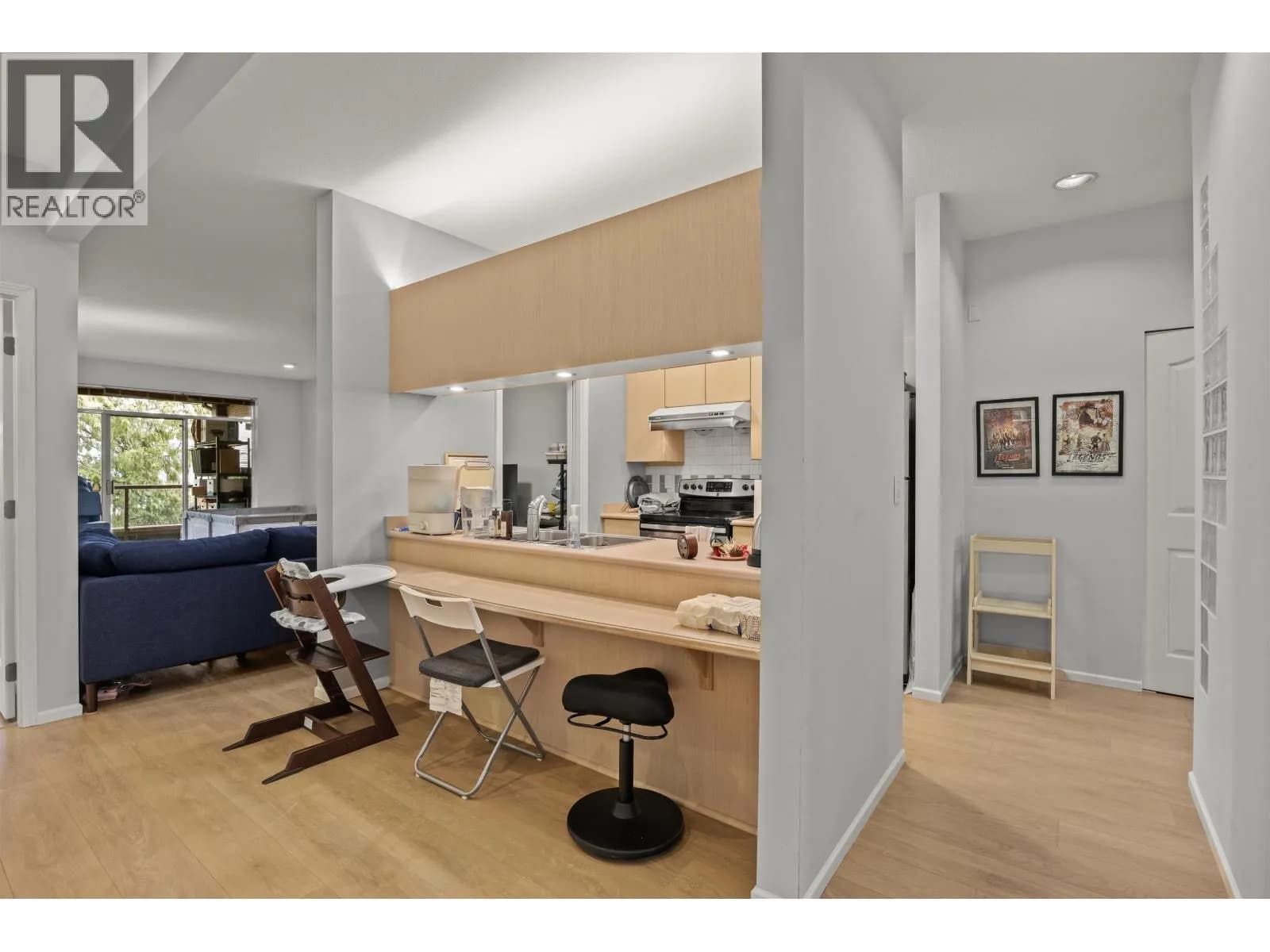 #207 4951 SANDERS STREET, Burnaby, BC photo 2