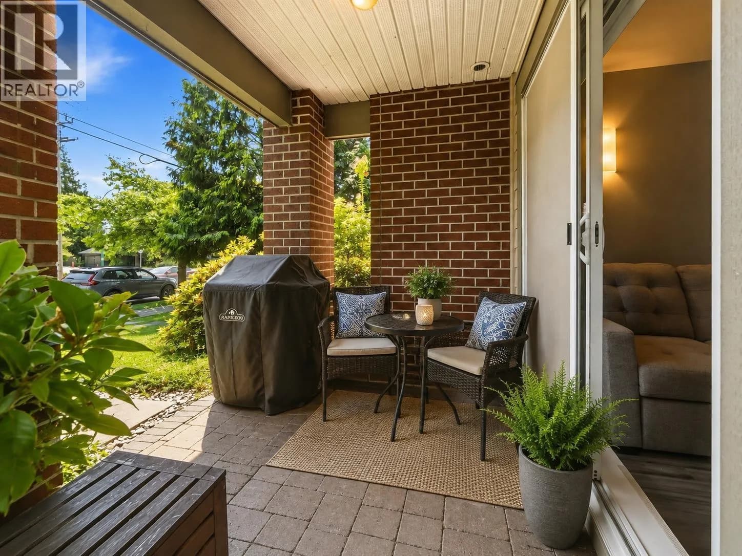 5889 IRMIN STREET, Burnaby