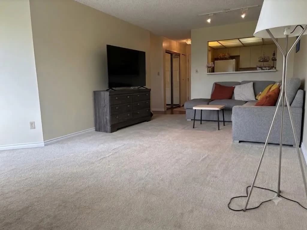 #301 1280 FIR STREET, White Rock, BC photo 4