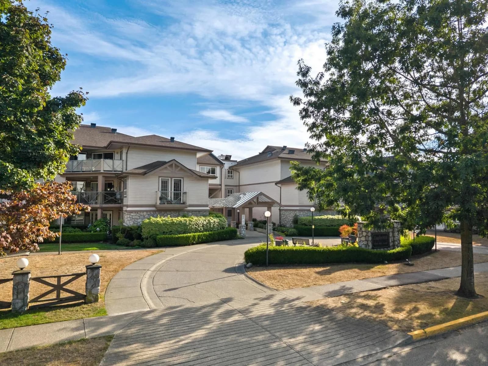 #315 22150 48 AVENUE, Langley, BC photo 3