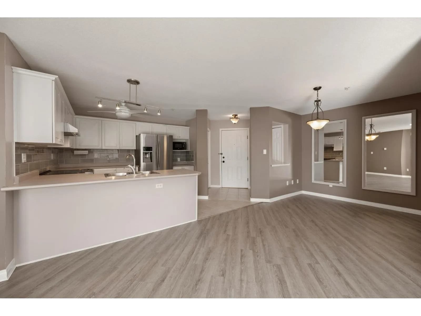 #315 22150 48 AVENUE, Langley, BC photo 5