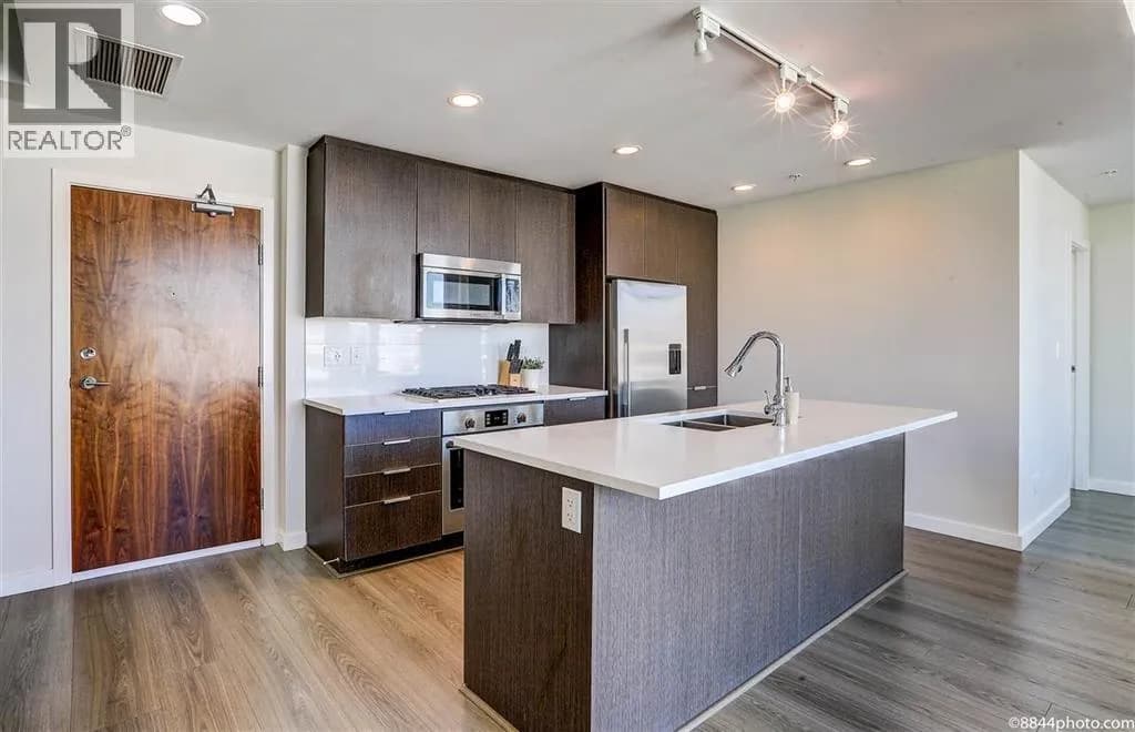 #1703 8688 HAZELBRIDGE WAY, Richmond, BC photo 3