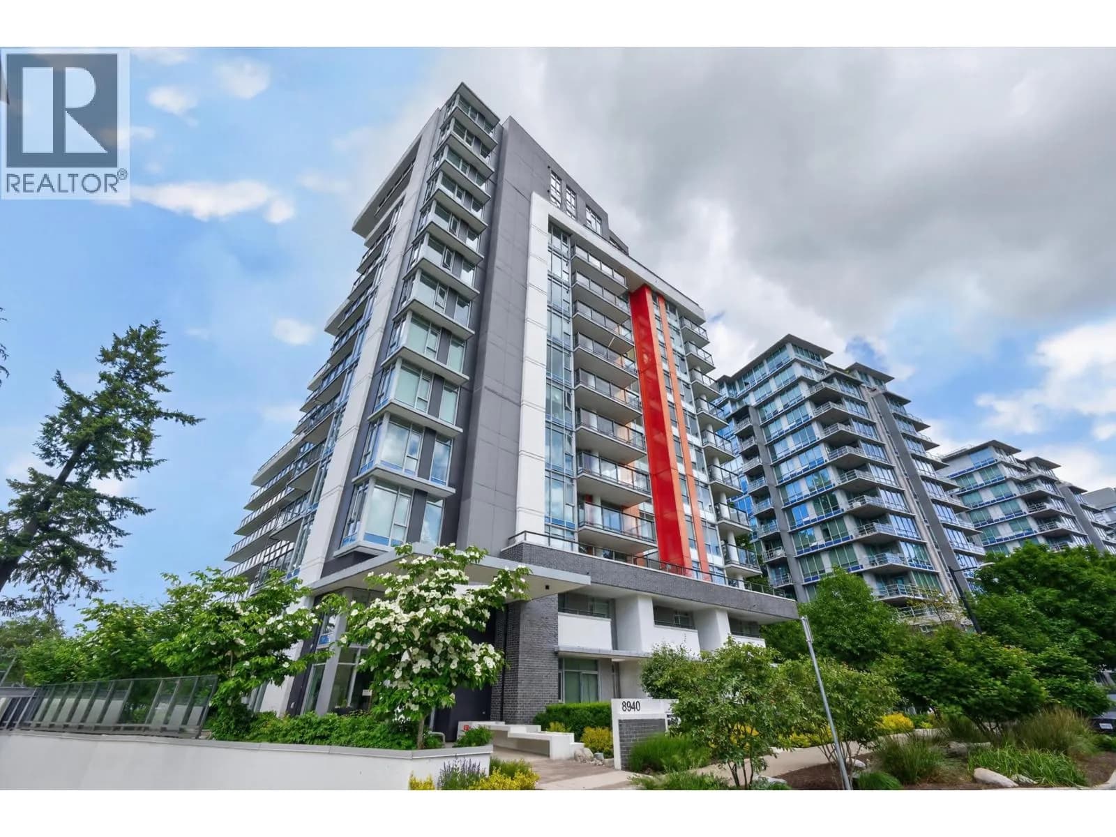8940 UNIVERSITY CRESCENT, Burnaby