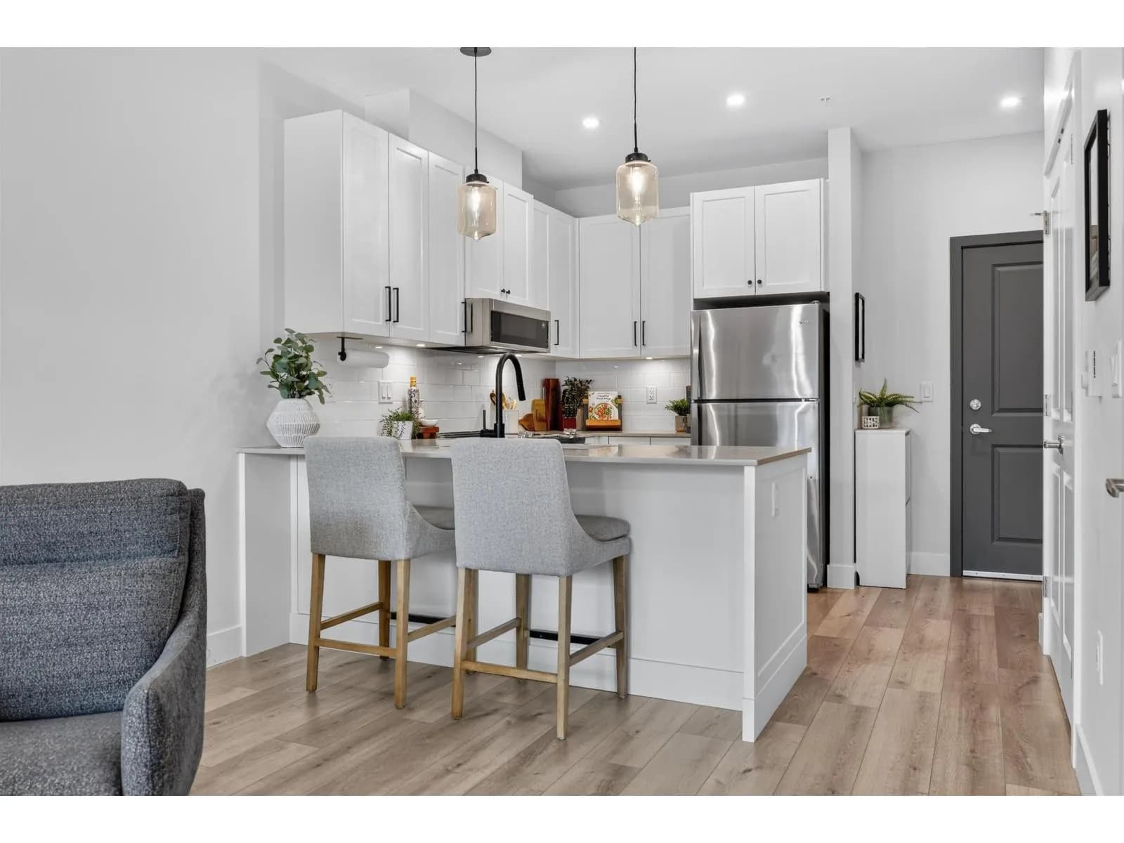 6045 CHILLIWACK RIVER ROAD, Chilliwack