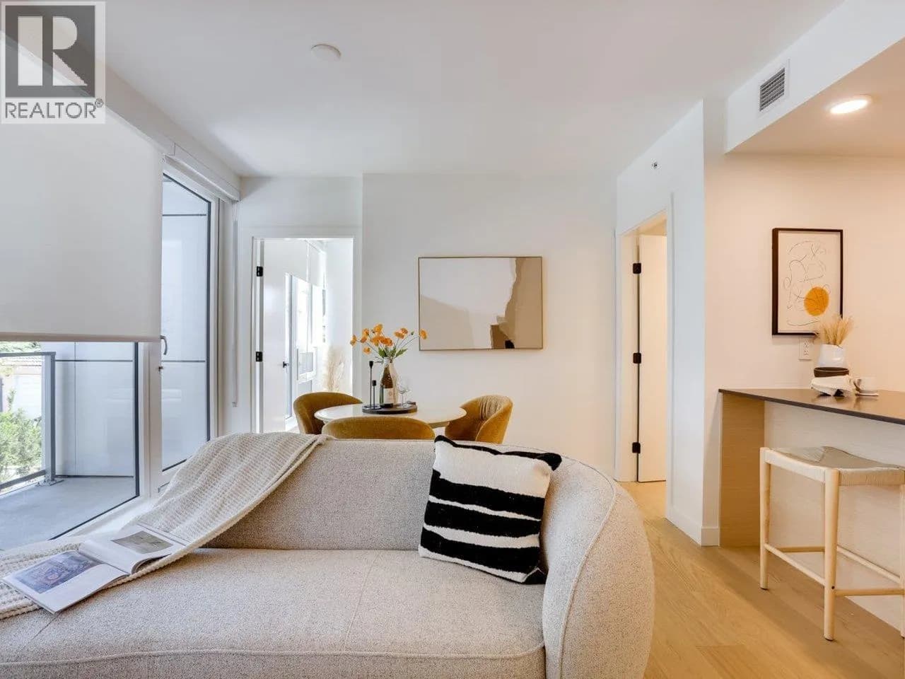 #208 8080 OAK STREET, Vancouver, BC photo 4