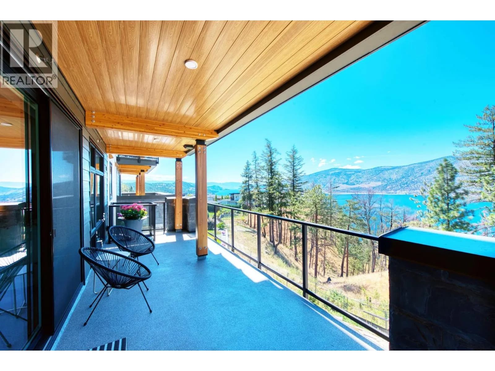 #306 9652 Benchland Drive, Lake Country, BC photo 2