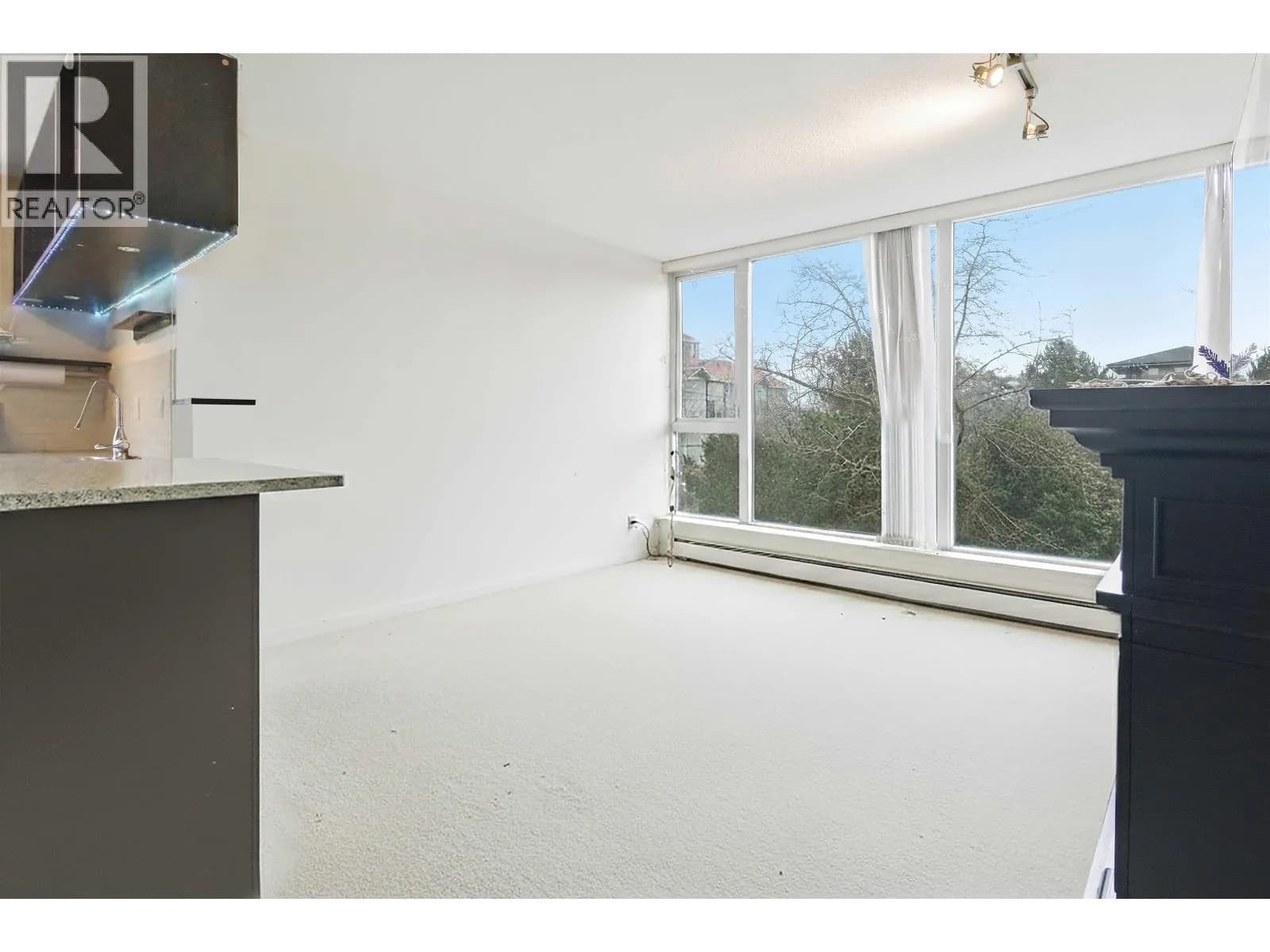 #503 5028 KWANTLEN STREET, Richmond, BC photo 2