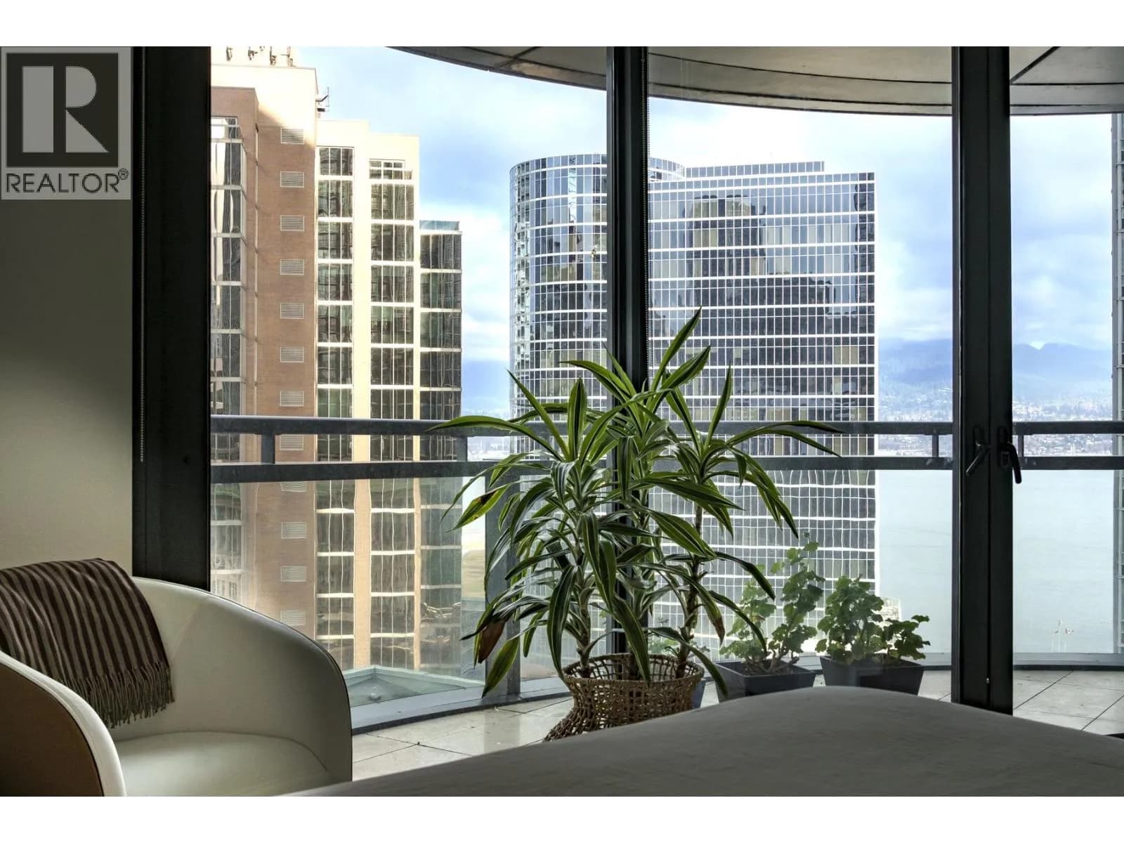 #1507 838 W HASTINGS STREET, Vancouver, BC photo 5