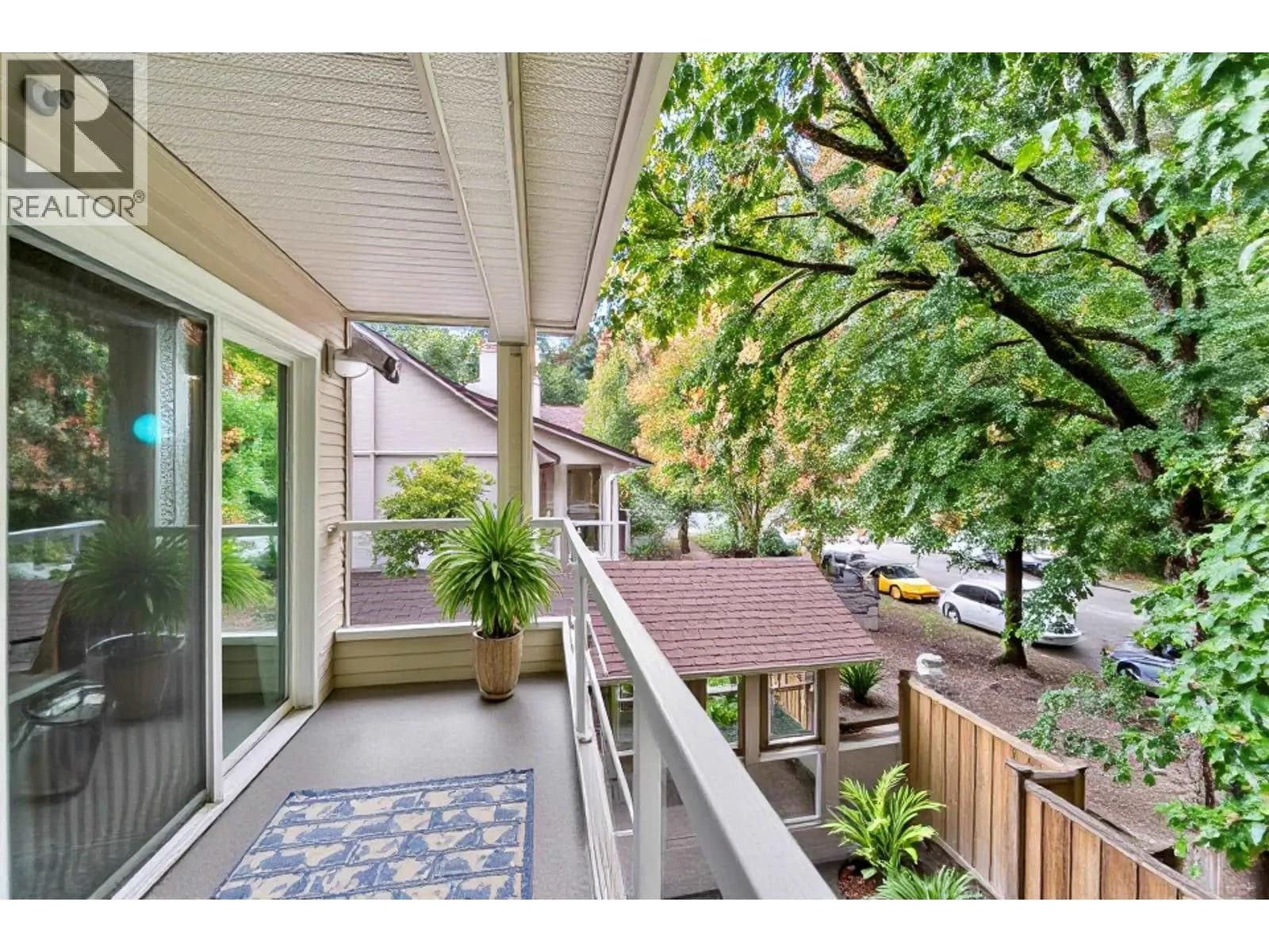 #306 3400 SE MARINE DRIVE, Vancouver, BC photo 2