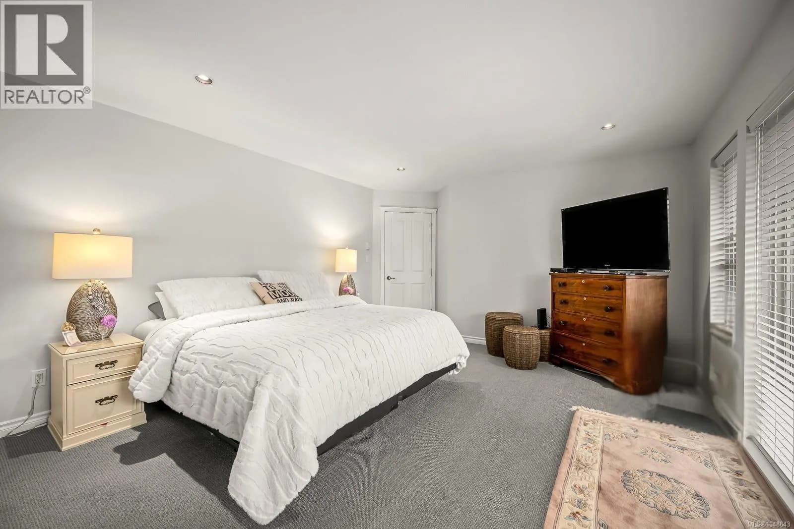 #204 1705 Comox Ave, Comox, BC photo 4