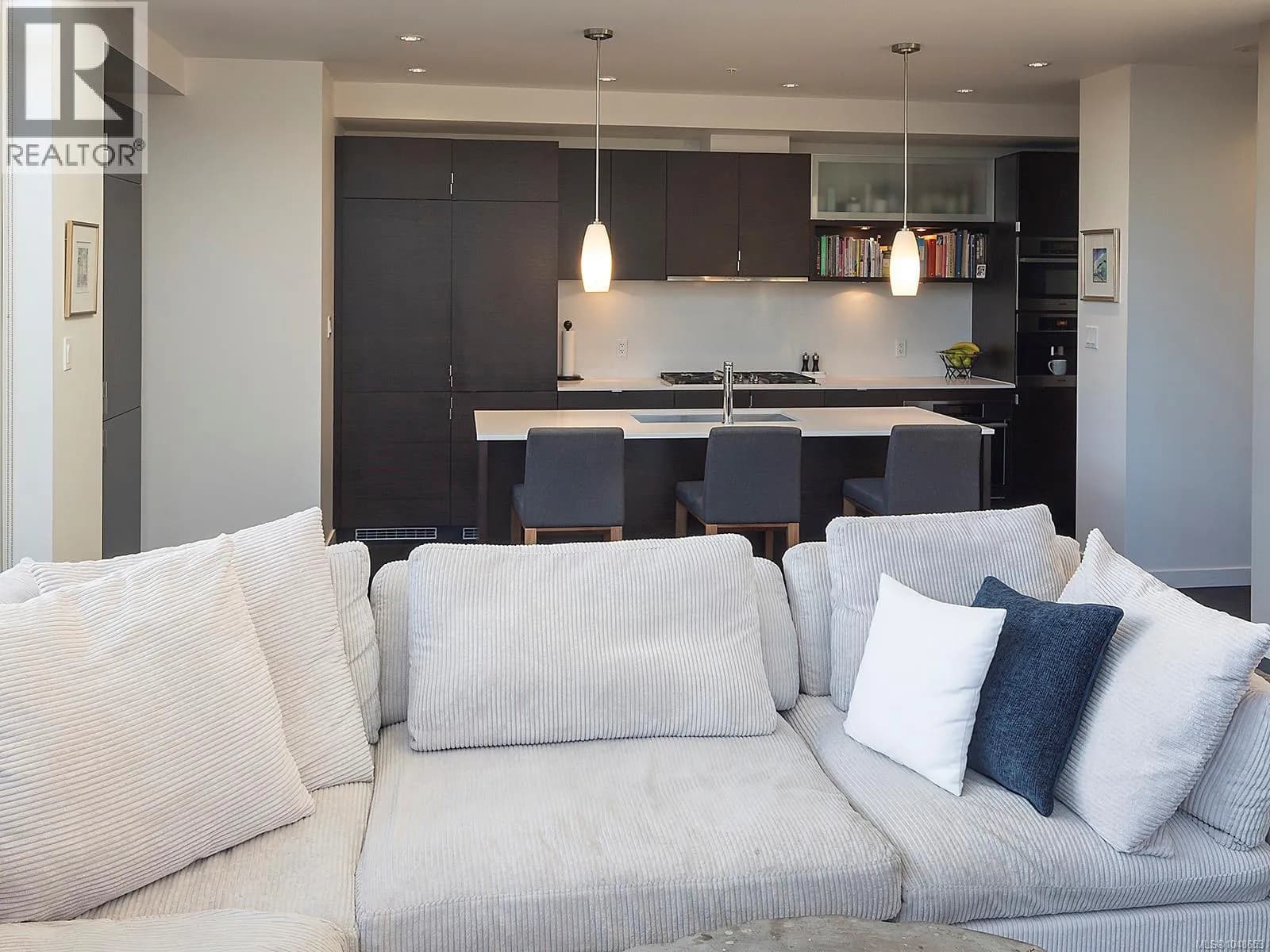 #500 770 Fisgard St, Victoria, BC photo 5