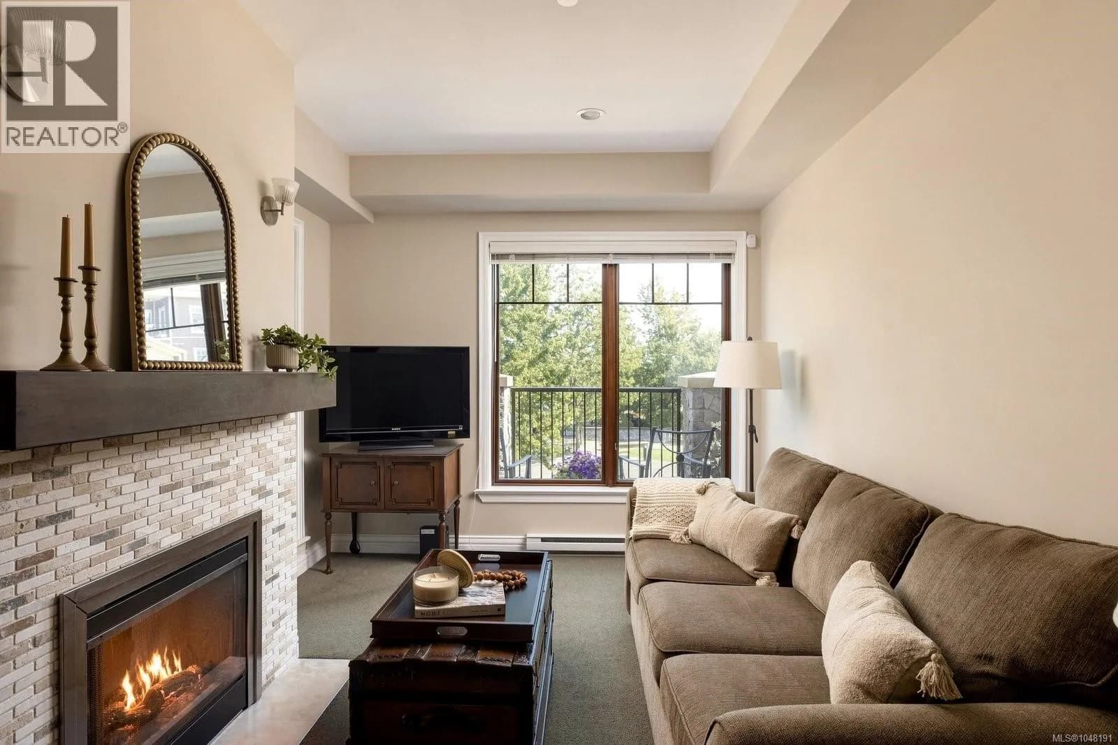 #207 1335 Bear Mountain Pkwy, Langford, BC photo 3