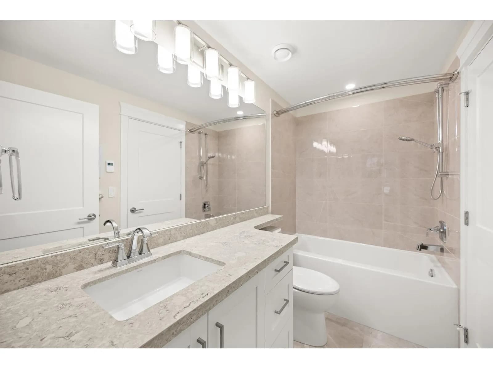 #318 11063 RAVINE ROAD, Surrey, BC photo 4