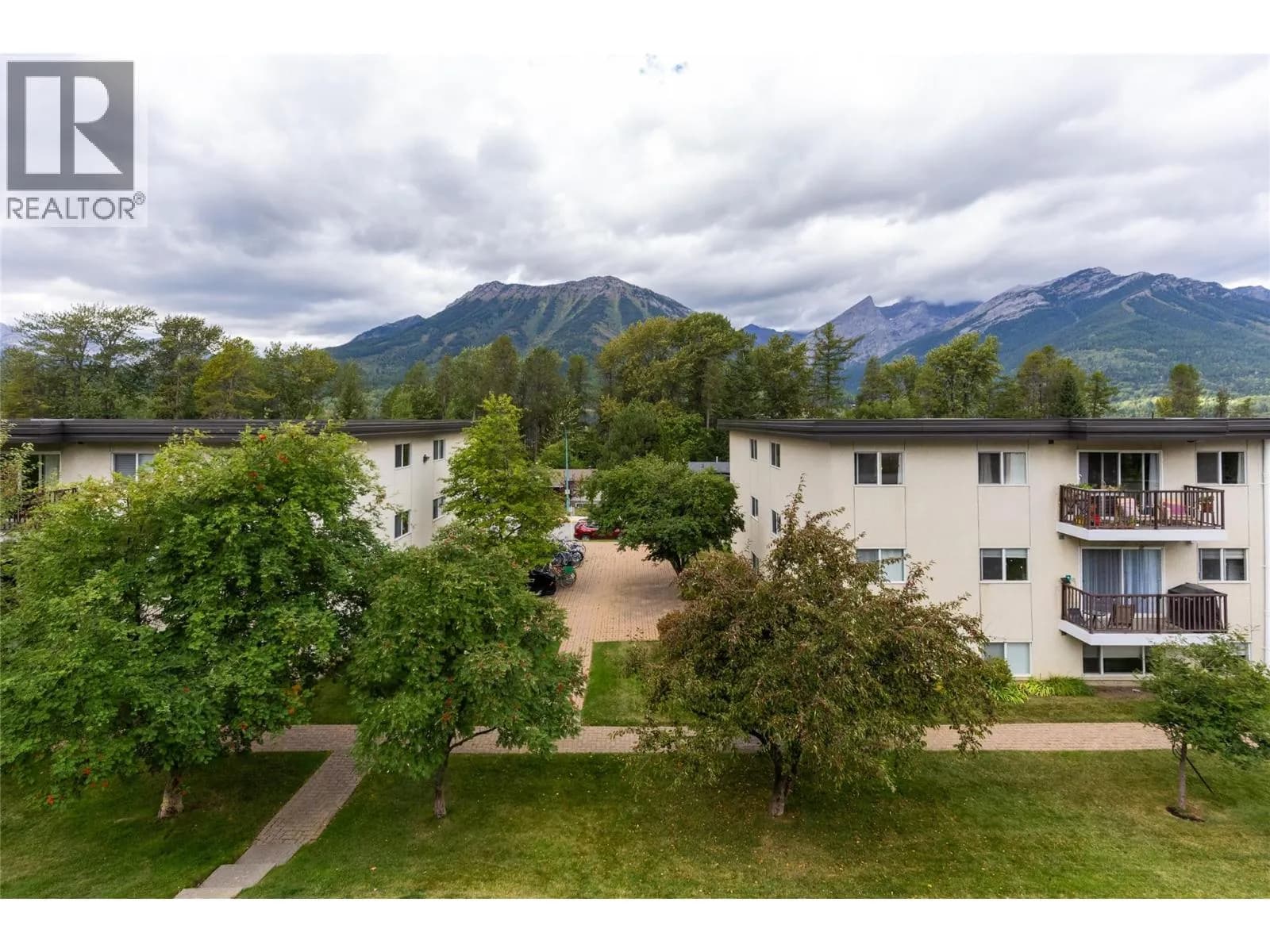 #303 51 Ridgemont Drive, Fernie, BC photo 5