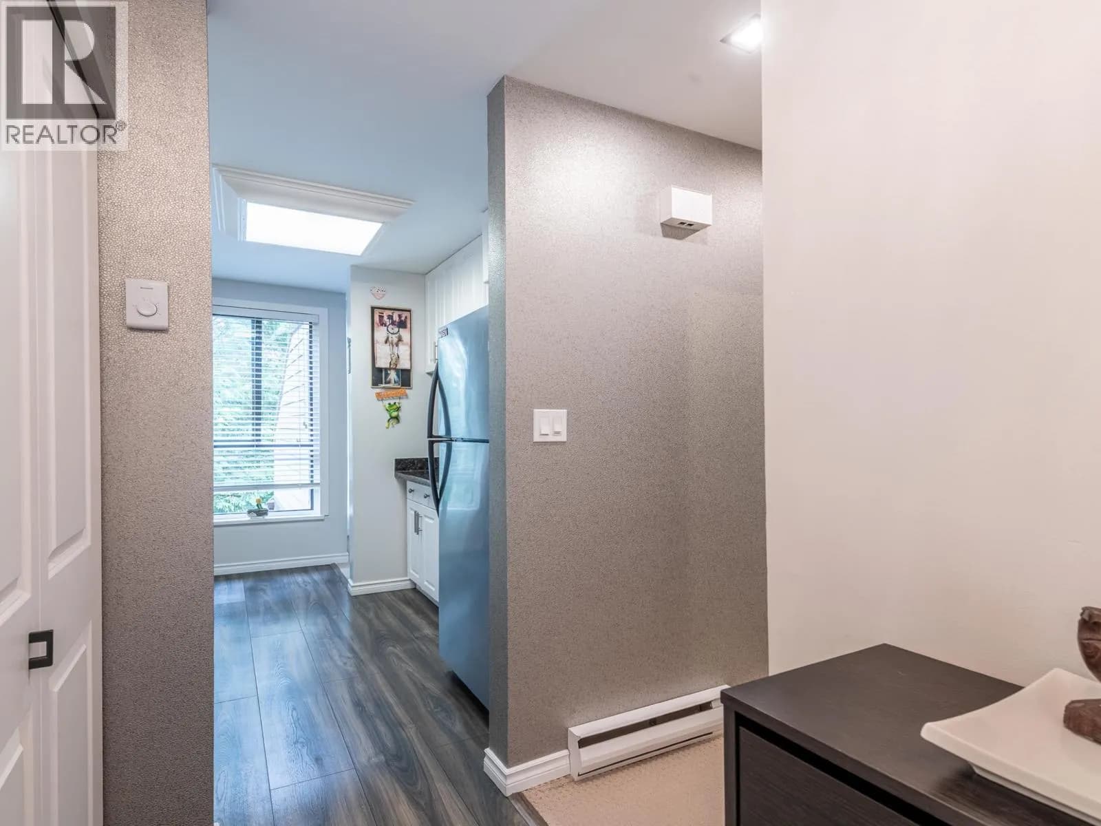 #201 9152 SATURNA DRIVE, Burnaby, BC photo 2