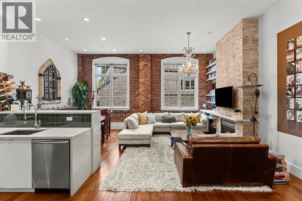 #104 1811 W 16TH AVENUE, Vancouver, BC photo 3