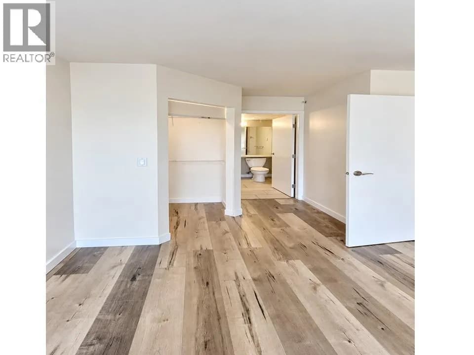 #408 1633 MACKAY AVENUE, North Vancouver, BC photo 2