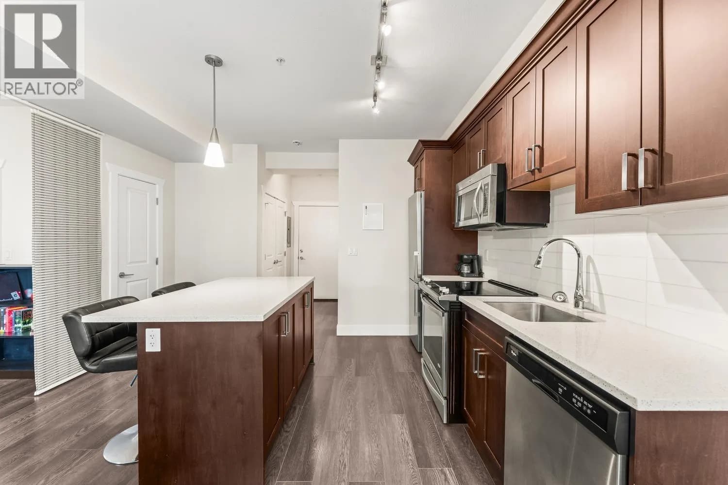 #206 2288 WELCHER AVENUE, Port Coquitlam, BC photo 5