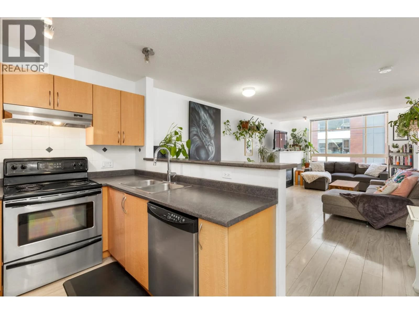 #313 38003 SECOND AVENUE, Squamish, BC photo 4